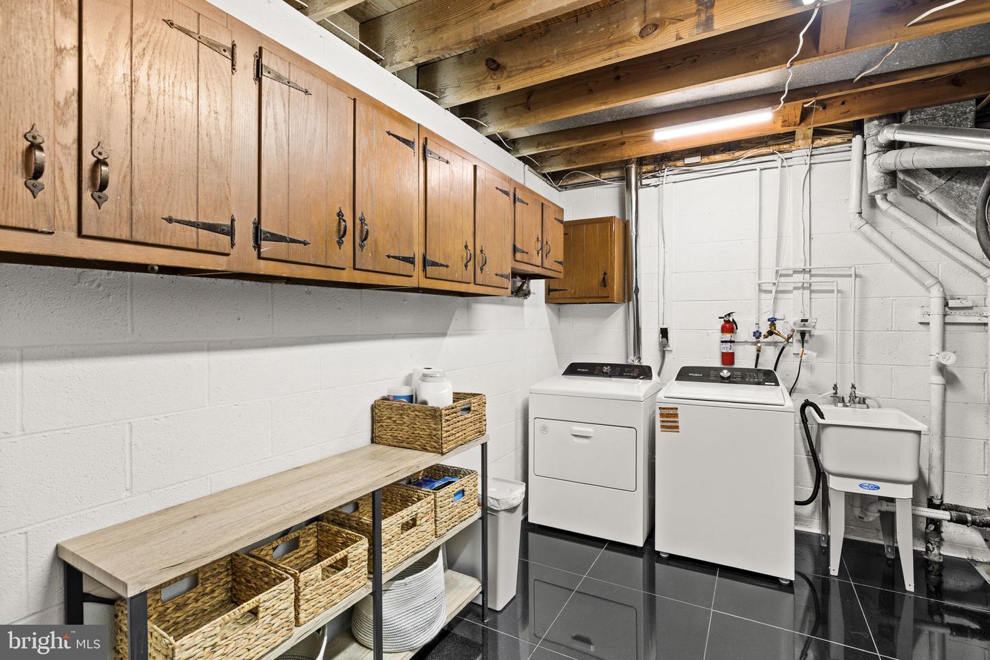 1417 DEERFIELD LN, WOODBRIDGE, Virginia 22191, 3 Bedrooms Bedrooms, ,2 BathroomsBathrooms,Residential,For sale,1417 DEERFIELD LN,VAPW2112768 MLS # VAPW2112768