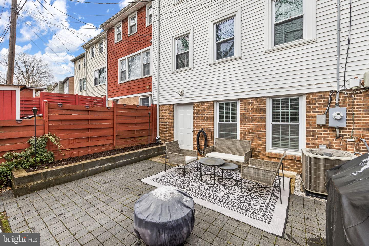 1417 DEERFIELD LN, WOODBRIDGE, Virginia 22191, 3 Bedrooms Bedrooms, ,2 BathroomsBathrooms,Residential,For sale,1417 DEERFIELD LN,VAPW2112768 MLS # VAPW2112768