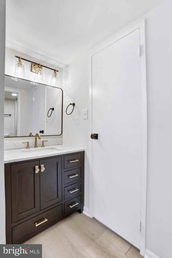 11731 LEDURA CT #201, RESTON, Virginia 20191, 2 Bedrooms Bedrooms, 8 Rooms Rooms,2 BathroomsBathrooms,Residential,For sale,11731 LEDURA CT #201,VAFX2291722 MLS # VAFX2291722 11731 LEDURA CT #201, RESTON, Virginia 20191, 2 Bedrooms Bedrooms, 8 Rooms Rooms,2 BathroomsBathrooms,Residential,For sale,11731 LEDURA CT #201,VAFX2291722 MLS # VAFX2291722