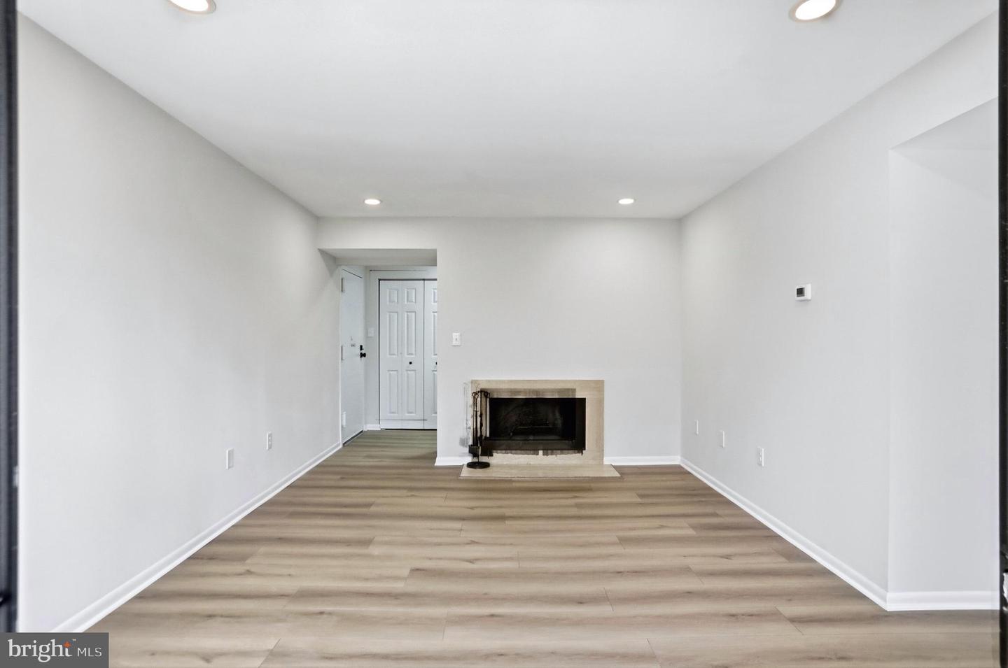 11731 LEDURA CT #201, RESTON, Virginia 20191, 2 Bedrooms Bedrooms, 8 Rooms Rooms,2 BathroomsBathrooms,Residential,For sale,11731 LEDURA CT #201,VAFX2291722 MLS # VAFX2291722 11731 LEDURA CT #201, RESTON, Virginia 20191, 2 Bedrooms Bedrooms, 8 Rooms Rooms,2 BathroomsBathrooms,Residential,For sale,11731 LEDURA CT #201,VAFX2291722 MLS # VAFX2291722