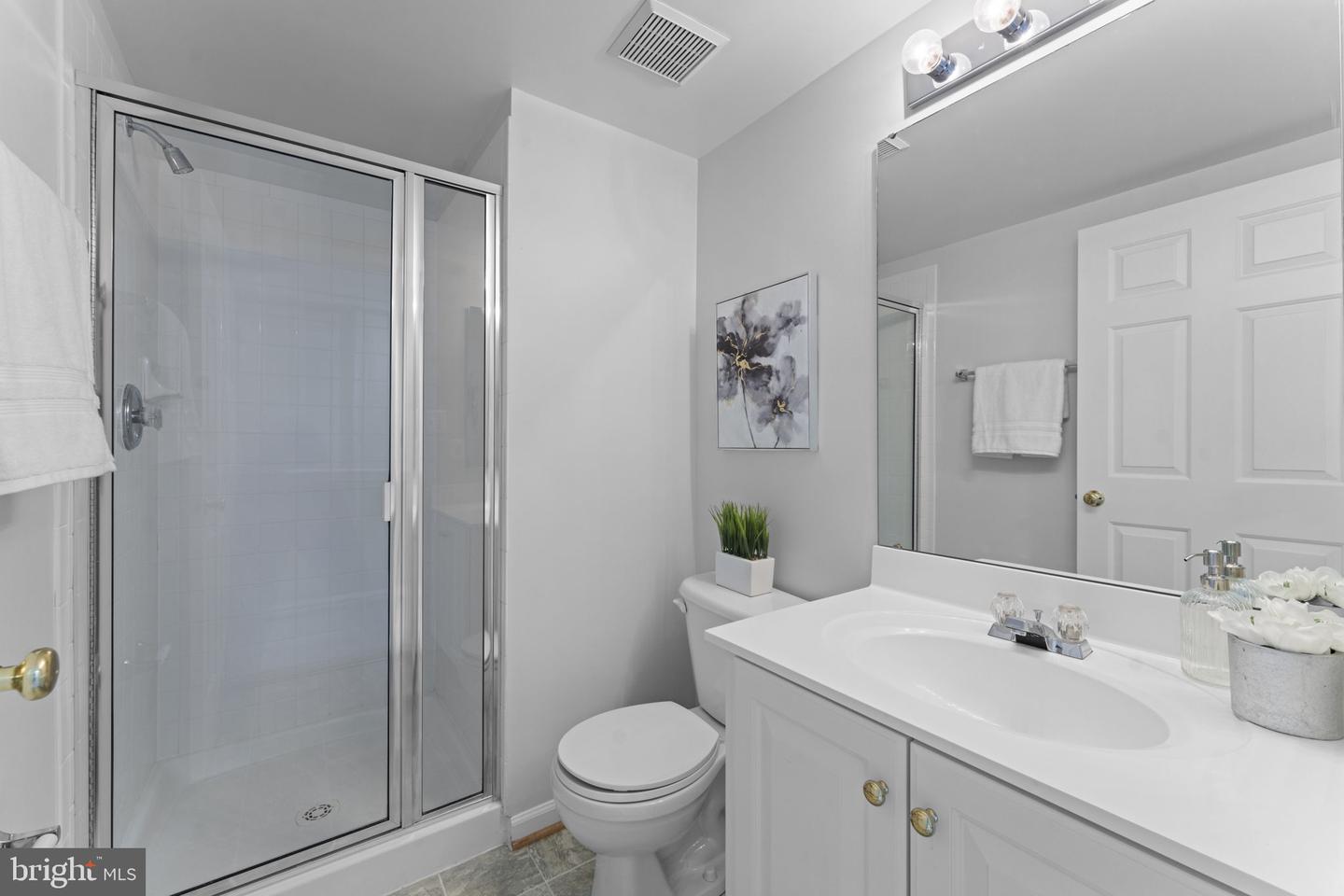 9822 MAITLAND LOOP, BRISTOW, Virginia 20136, 2 Bedrooms Bedrooms, ,2 BathroomsBathrooms,Residential,For sale,9822 MAITLAND LOOP,VAPW2112794 MLS # VAPW2112794