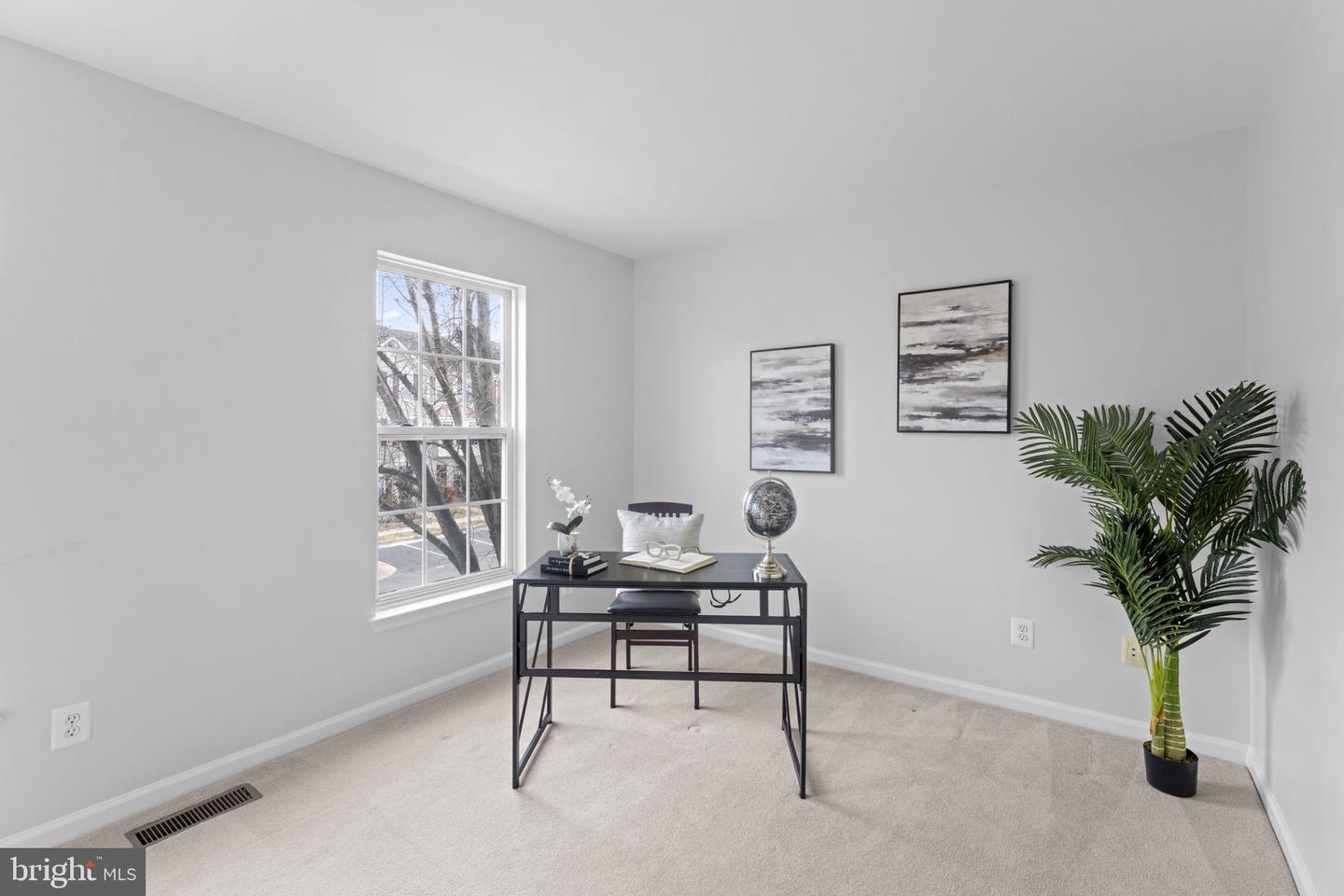 9822 MAITLAND LOOP, BRISTOW, Virginia 20136, 2 Bedrooms Bedrooms, ,2 BathroomsBathrooms,Residential,For sale,9822 MAITLAND LOOP,VAPW2112794 MLS # VAPW2112794