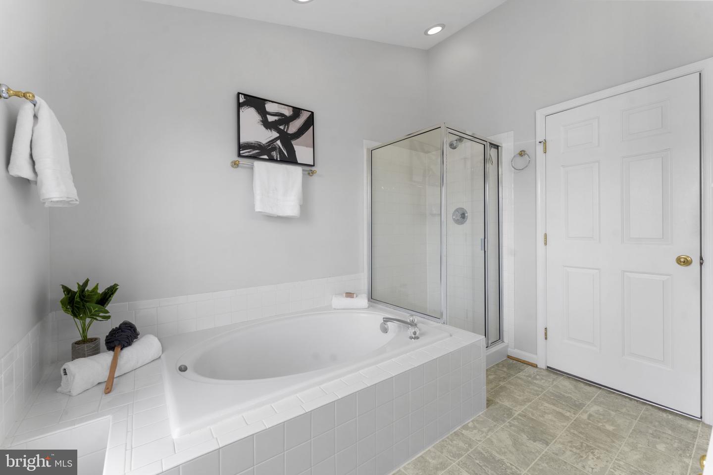 9822 MAITLAND LOOP, BRISTOW, Virginia 20136, 2 Bedrooms Bedrooms, ,2 BathroomsBathrooms,Residential,For sale,9822 MAITLAND LOOP,VAPW2112794 MLS # VAPW2112794