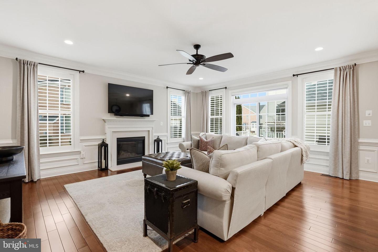 22537 WILLINGTON SQ, ASHBURN, Virginia 20148, 4 Bedrooms Bedrooms, 17 Rooms Rooms,4 BathroomsBathrooms,Residential,For sale,22537 WILLINGTON SQ,VALO2116240 MLS # VALO2116240