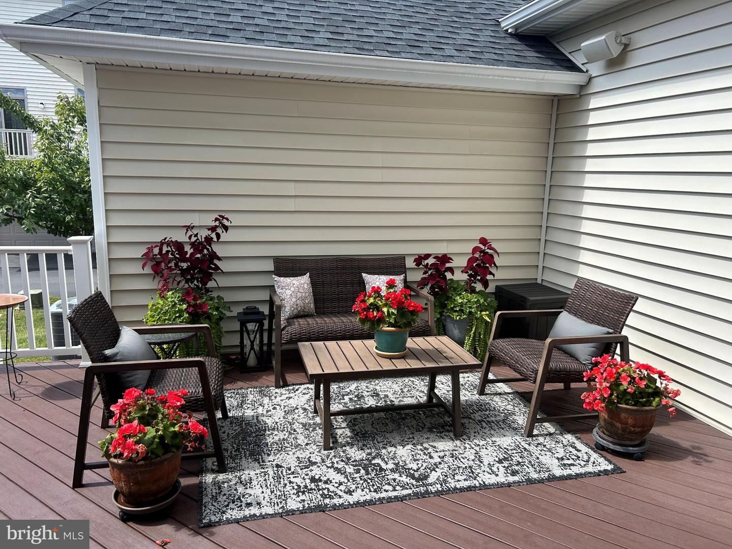 22537 WILLINGTON SQ, ASHBURN, Virginia 20148, 4 Bedrooms Bedrooms, 17 Rooms Rooms,4 BathroomsBathrooms,Residential,For sale,22537 WILLINGTON SQ,VALO2116240 MLS # VALO2116240