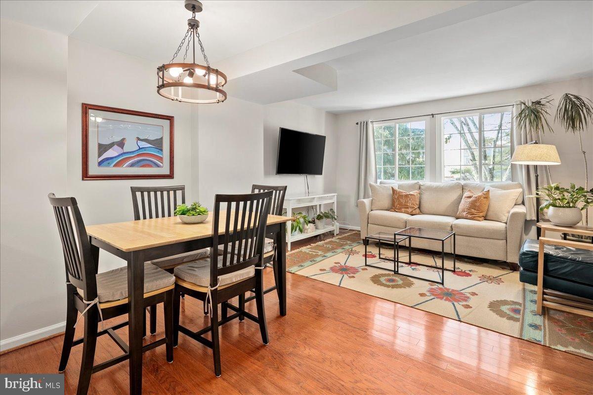 1642 HARVEST GREEN CT, RESTON, Virginia 20194, 2 Bedrooms Bedrooms, 4 Rooms Rooms,1 BathroomBathrooms,Residential,For sale,1642 HARVEST GREEN CT,VAFX2291794 MLS # VAFX2291794 1642 HARVEST GREEN CT, RESTON, Virginia 20194, 2 Bedrooms Bedrooms, 4 Rooms Rooms,1 BathroomBathrooms,Residential,For sale,1642 HARVEST GREEN CT,VAFX2291794 MLS # VAFX2291794