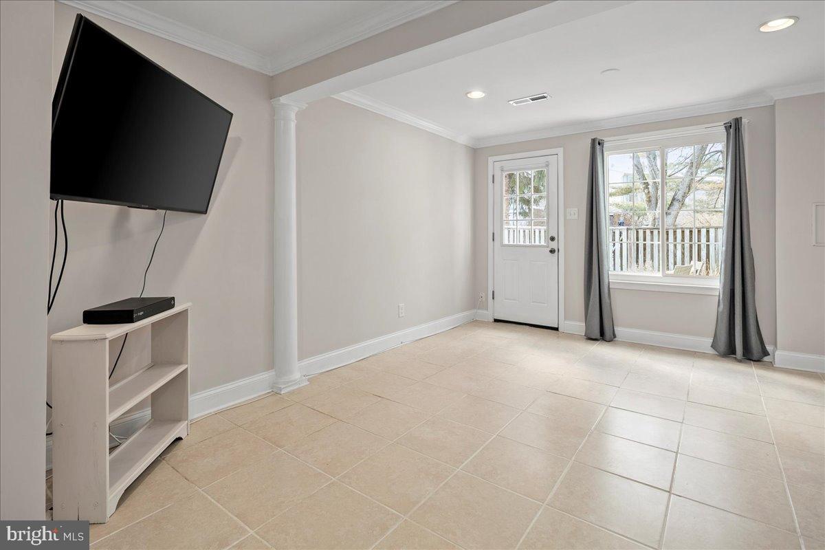 1642 HARVEST GREEN CT, RESTON, Virginia 20194, 2 Bedrooms Bedrooms, 4 Rooms Rooms,1 BathroomBathrooms,Residential,For sale,1642 HARVEST GREEN CT,VAFX2291794 MLS # VAFX2291794 1642 HARVEST GREEN CT, RESTON, Virginia 20194, 2 Bedrooms Bedrooms, 4 Rooms Rooms,1 BathroomBathrooms,Residential,For sale,1642 HARVEST GREEN CT,VAFX2291794 MLS # VAFX2291794