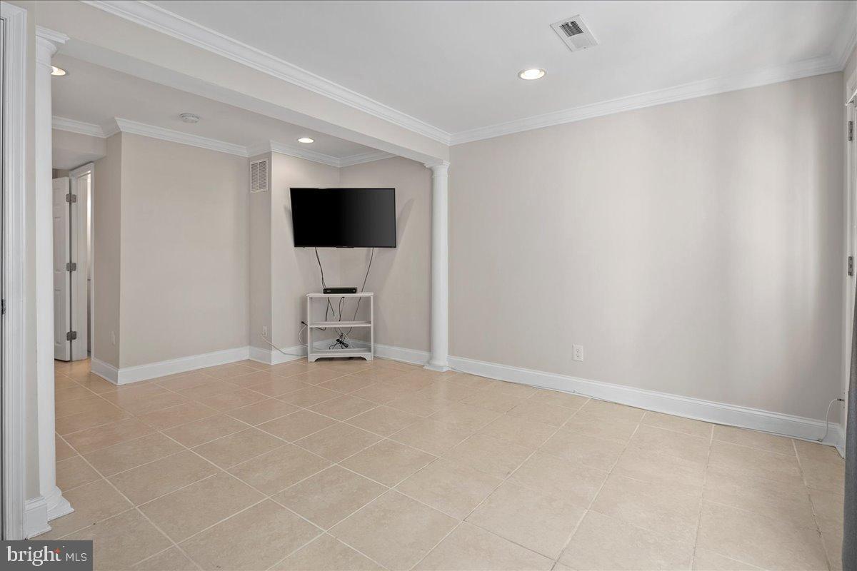 1642 HARVEST GREEN CT, RESTON, Virginia 20194, 2 Bedrooms Bedrooms, 4 Rooms Rooms,1 BathroomBathrooms,Residential,For sale,1642 HARVEST GREEN CT,VAFX2291794 MLS # VAFX2291794 1642 HARVEST GREEN CT, RESTON, Virginia 20194, 2 Bedrooms Bedrooms, 4 Rooms Rooms,1 BathroomBathrooms,Residential,For sale,1642 HARVEST GREEN CT,VAFX2291794 MLS # VAFX2291794