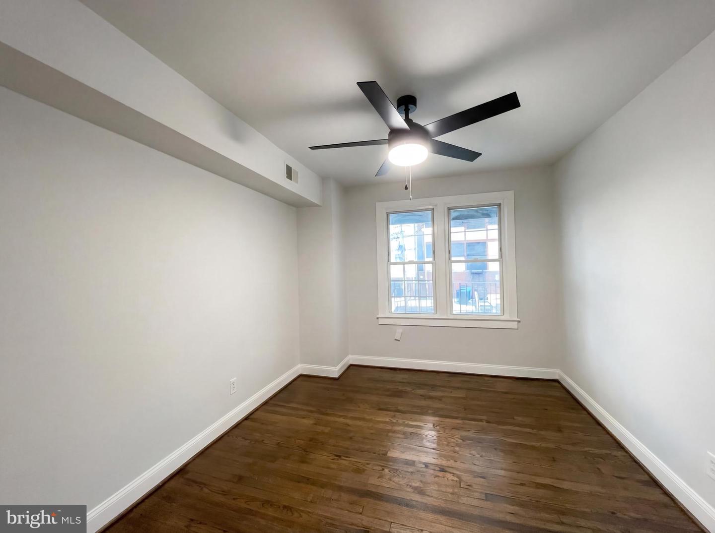 1224 16TH ST NE, WASHINGTON, District Of Columbia 20002, 3 Bedrooms Bedrooms, ,2 BathroomsBathrooms,Residential,For sale,1224 16TH ST NE,DCDC2246886 MLS # DCDC2246886