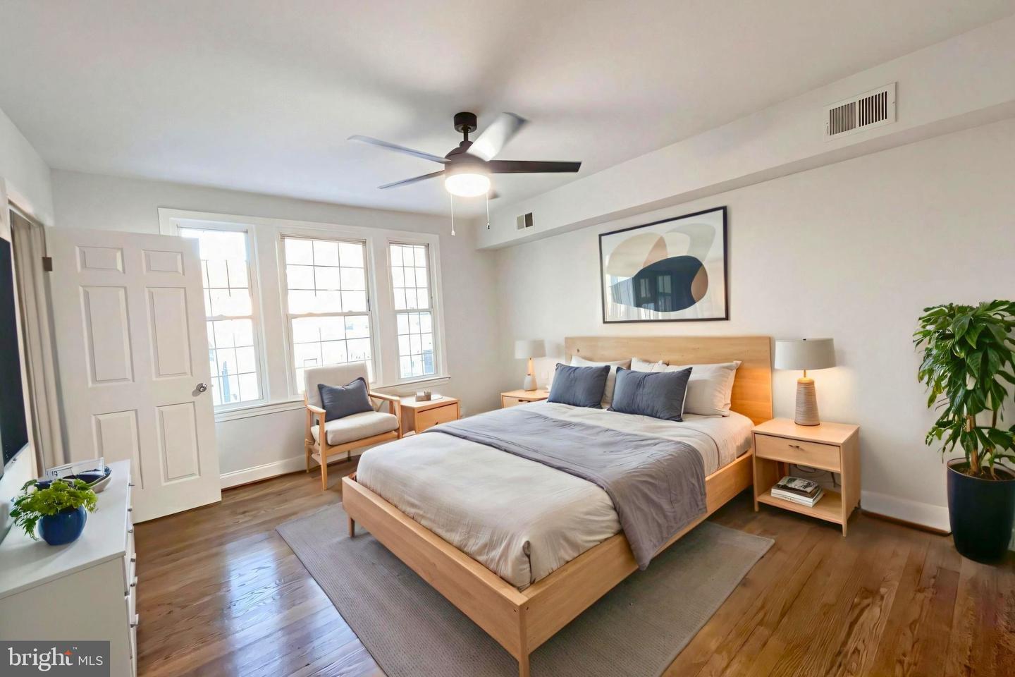 1224 16TH ST NE, WASHINGTON, District Of Columbia 20002, 3 Bedrooms Bedrooms, ,2 BathroomsBathrooms,Residential,For sale,1224 16TH ST NE,DCDC2246886 MLS # DCDC2246886