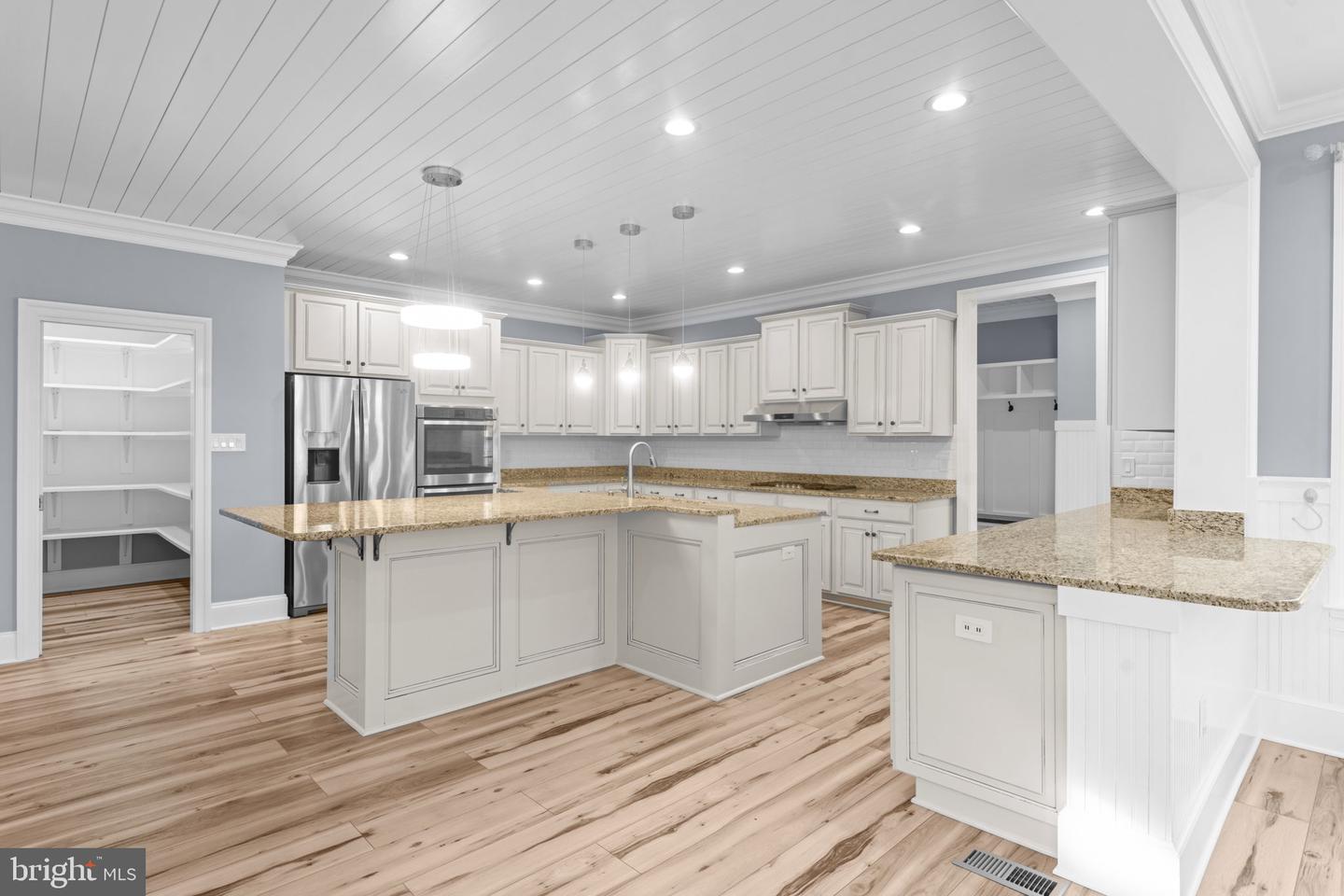 13826 ESTATE MANOR DR, GAINESVILLE, Virginia 20155, 4 Bedrooms Bedrooms, ,4 BathroomsBathrooms,Residential,For sale,13826 ESTATE MANOR DR,VAPW2112846 MLS # VAPW2112846