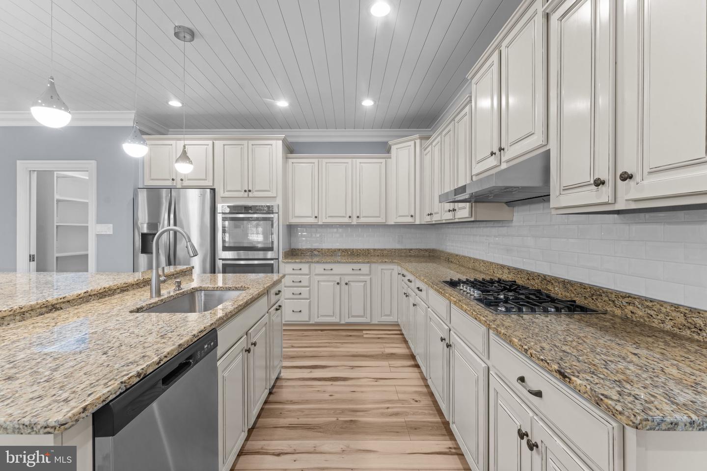 13826 ESTATE MANOR DR, GAINESVILLE, Virginia 20155, 4 Bedrooms Bedrooms, ,4 BathroomsBathrooms,Residential,For sale,13826 ESTATE MANOR DR,VAPW2112846 MLS # VAPW2112846