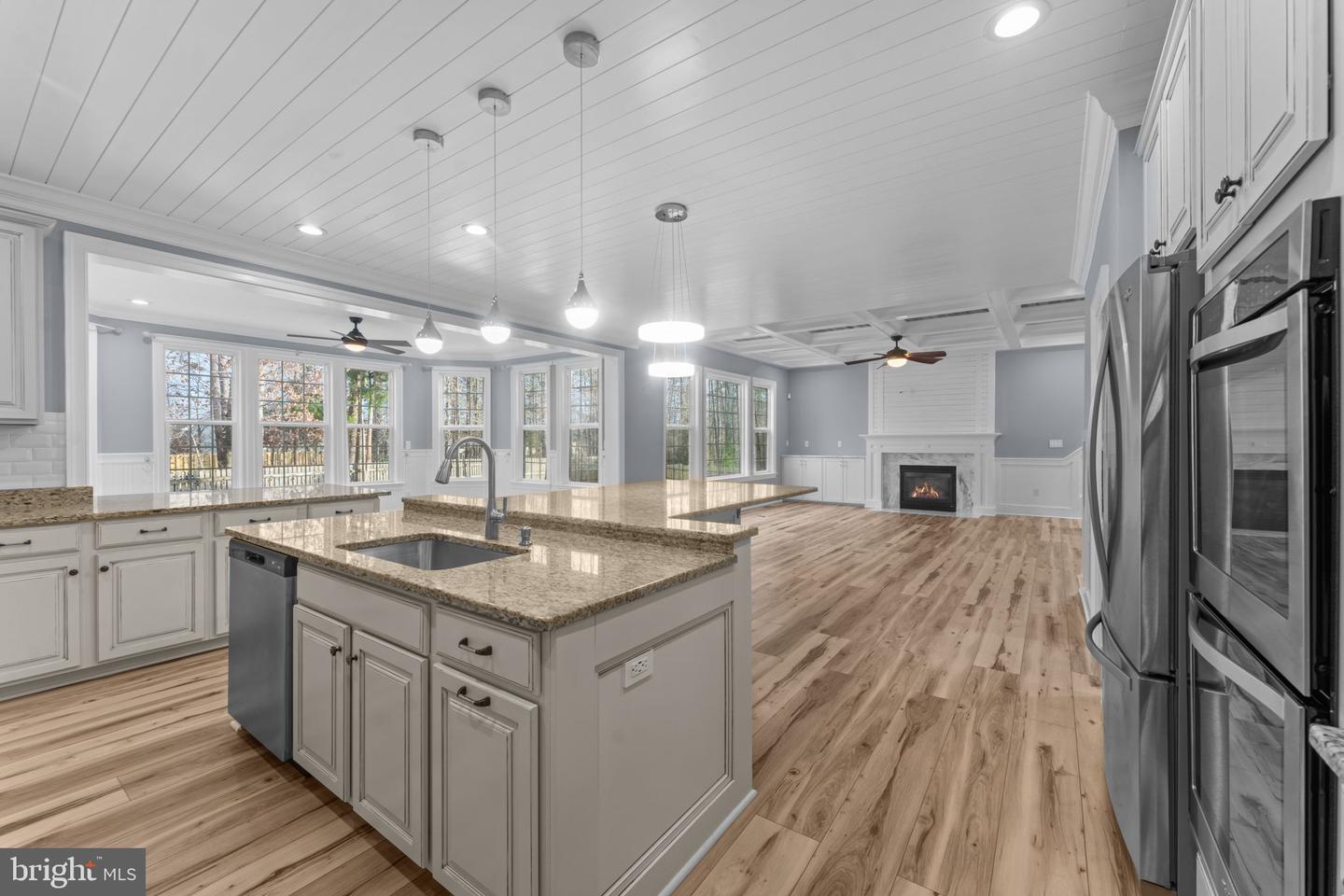 13826 ESTATE MANOR DR, GAINESVILLE, Virginia 20155, 4 Bedrooms Bedrooms, ,4 BathroomsBathrooms,Residential,For sale,13826 ESTATE MANOR DR,VAPW2112846 MLS # VAPW2112846