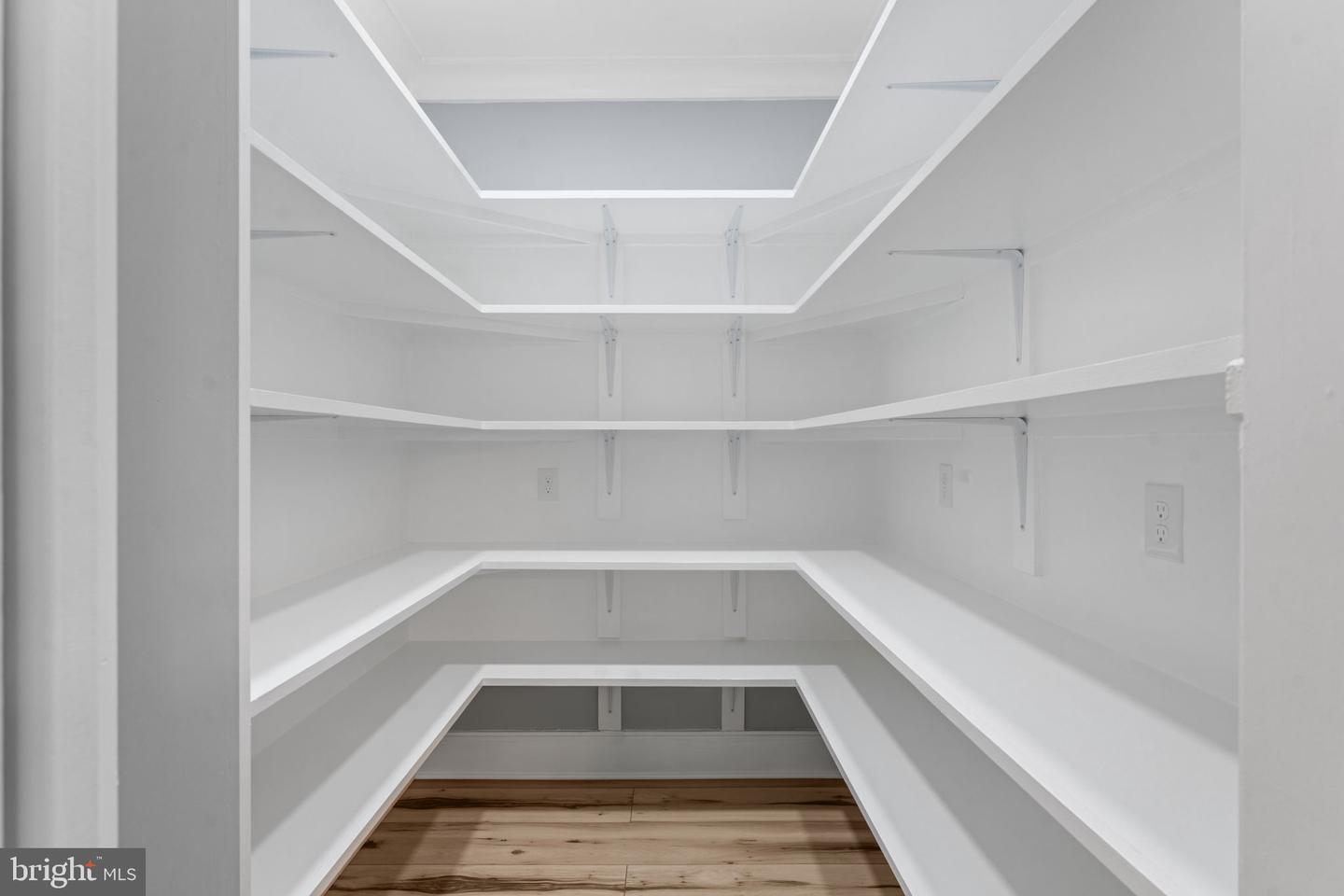 13826 ESTATE MANOR DR, GAINESVILLE, Virginia 20155, 4 Bedrooms Bedrooms, ,4 BathroomsBathrooms,Residential,For sale,13826 ESTATE MANOR DR,VAPW2112846 MLS # VAPW2112846