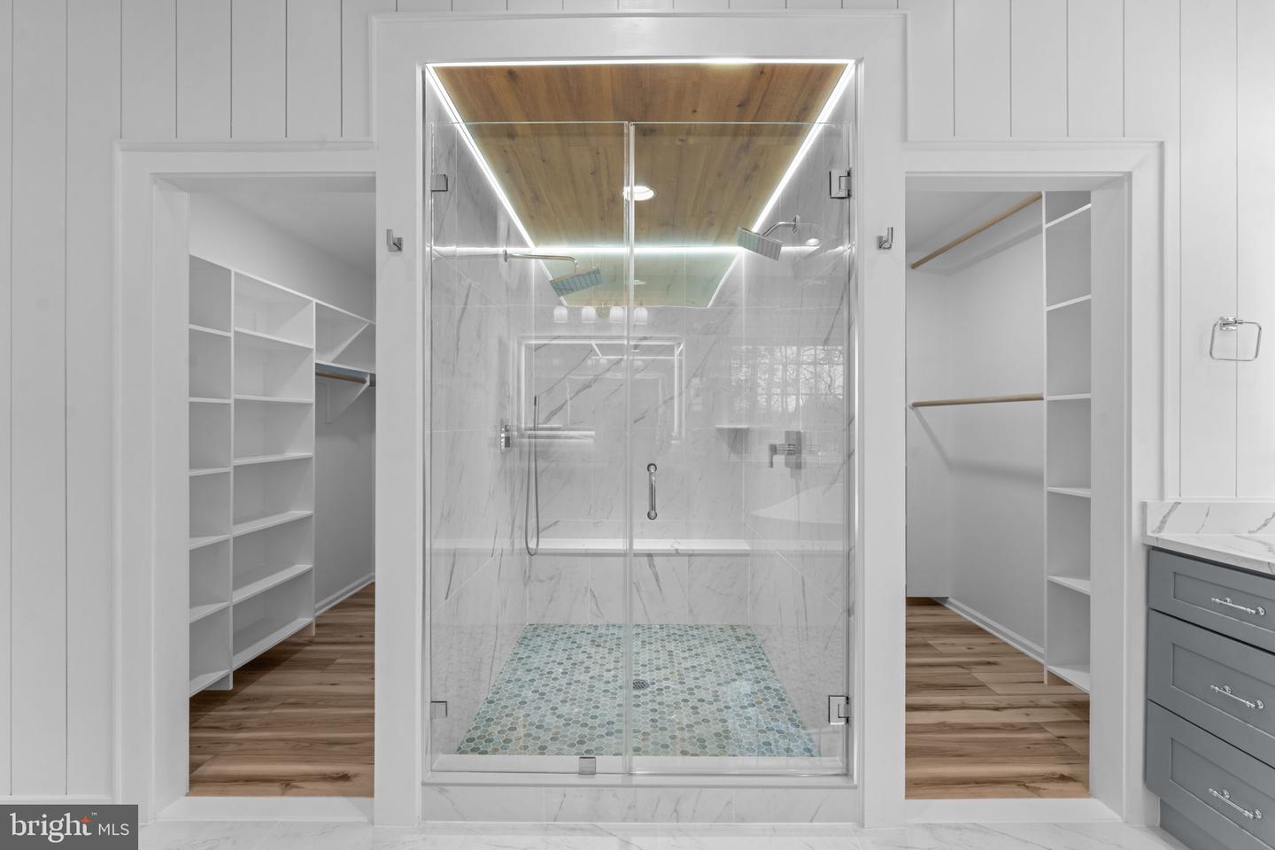 13826 ESTATE MANOR DR, GAINESVILLE, Virginia 20155, 4 Bedrooms Bedrooms, ,4 BathroomsBathrooms,Residential,For sale,13826 ESTATE MANOR DR,VAPW2112846 MLS # VAPW2112846