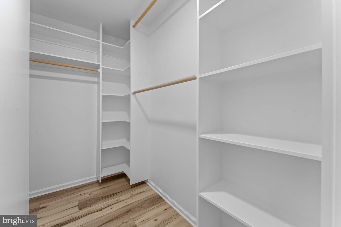 13826 ESTATE MANOR DR, GAINESVILLE, Virginia 20155, 4 Bedrooms Bedrooms, ,4 BathroomsBathrooms,Residential,For sale,13826 ESTATE MANOR DR,VAPW2112846 MLS # VAPW2112846