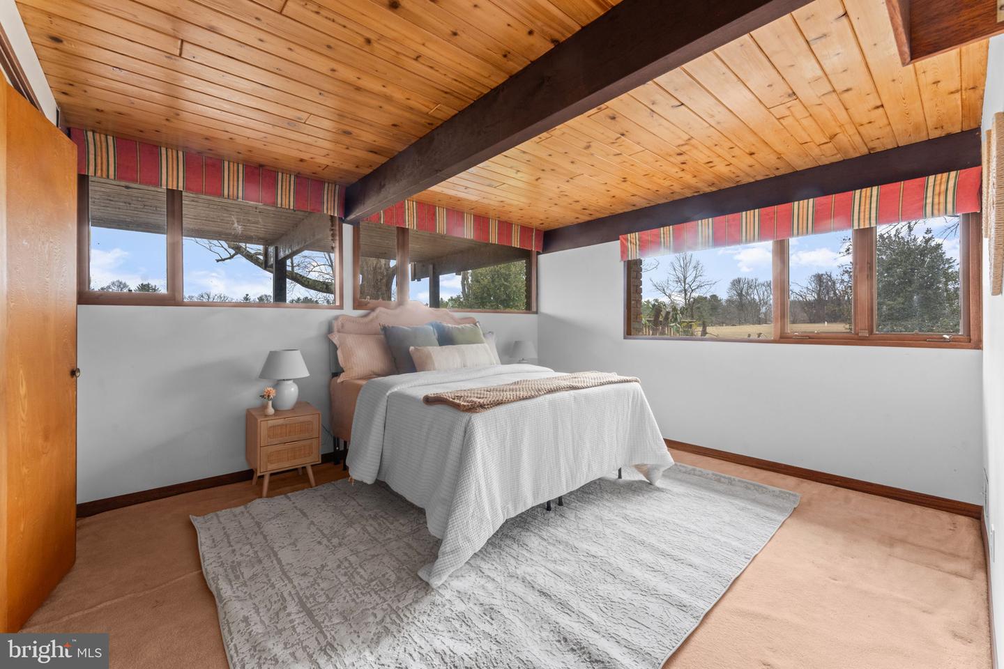 7099 GLEN CURTISS LN, WARRENTON, Virginia 20187, 4 Bedrooms Bedrooms, ,3 BathroomsBathrooms,Residential,For sale,7099 GLEN CURTISS LN,VAFQ2020634 MLS # VAFQ2020634