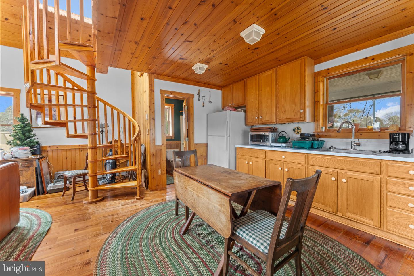 7099 GLEN CURTISS LN, WARRENTON, Virginia 20187, 4 Bedrooms Bedrooms, ,3 BathroomsBathrooms,Residential,For sale,7099 GLEN CURTISS LN,VAFQ2020634 MLS # VAFQ2020634