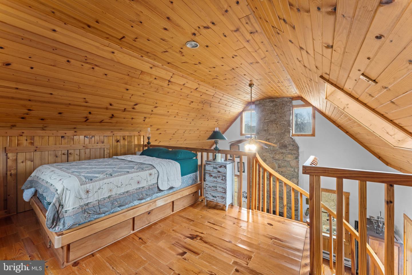 7099 GLEN CURTISS LN, WARRENTON, Virginia 20187, 4 Bedrooms Bedrooms, ,3 BathroomsBathrooms,Residential,For sale,7099 GLEN CURTISS LN,VAFQ2020634 MLS # VAFQ2020634