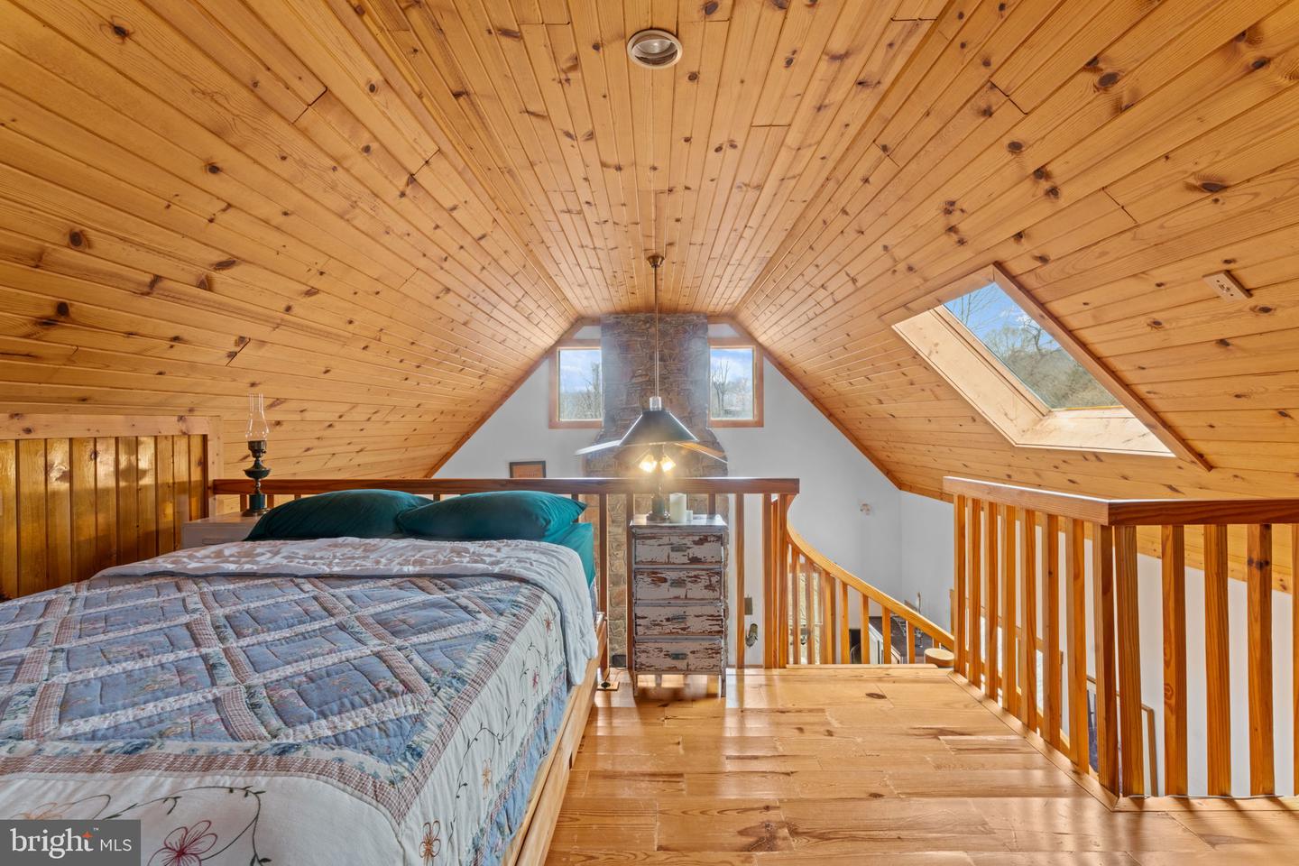 7099 GLEN CURTISS LN, WARRENTON, Virginia 20187, 4 Bedrooms Bedrooms, ,3 BathroomsBathrooms,Residential,For sale,7099 GLEN CURTISS LN,VAFQ2020634 MLS # VAFQ2020634