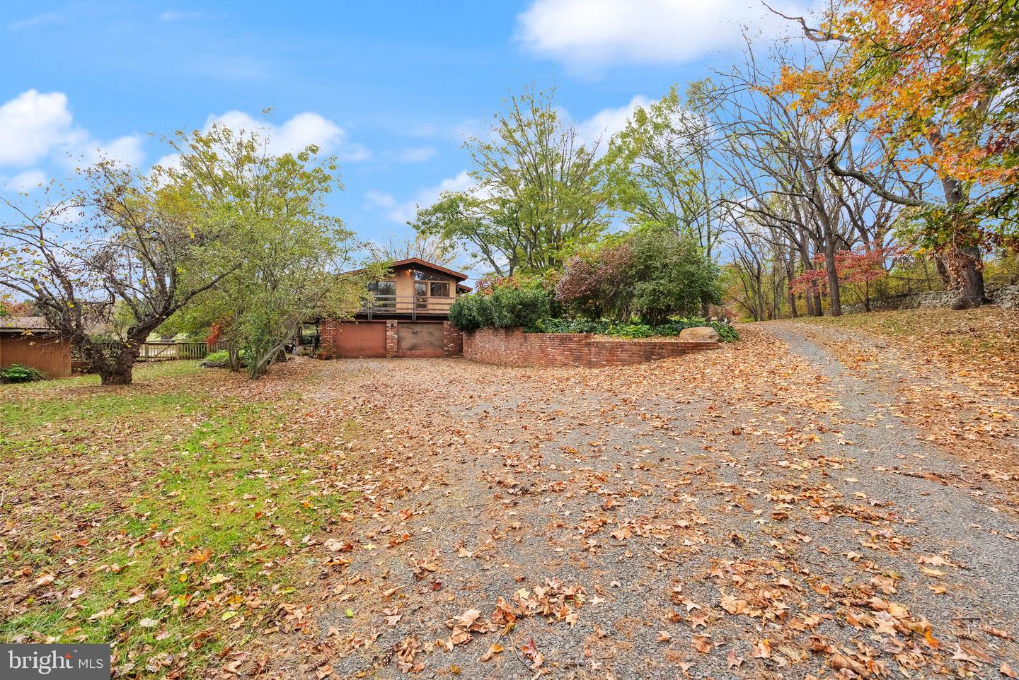 7099 GLEN CURTISS LN, WARRENTON, Virginia 20187, 4 Bedrooms Bedrooms, ,3 BathroomsBathrooms,Residential,For sale,7099 GLEN CURTISS LN,VAFQ2020634 MLS # VAFQ2020634