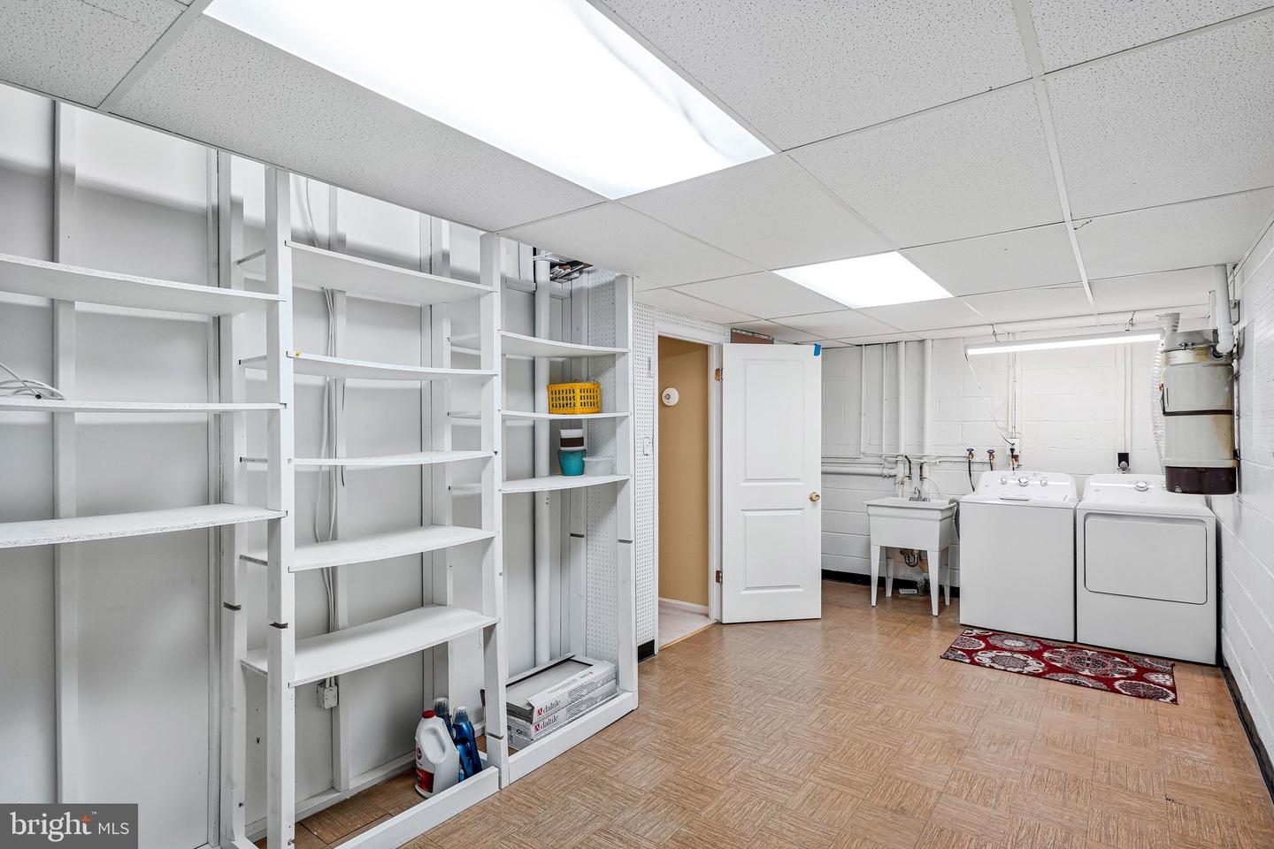 3236 CAMBRIDGE CT, FAIRFAX, Virginia 22030, 3 Bedrooms Bedrooms, ,2 BathroomsBathrooms,Residential,For sale,3236 CAMBRIDGE CT,VAFC2007776 MLS # VAFC2007776