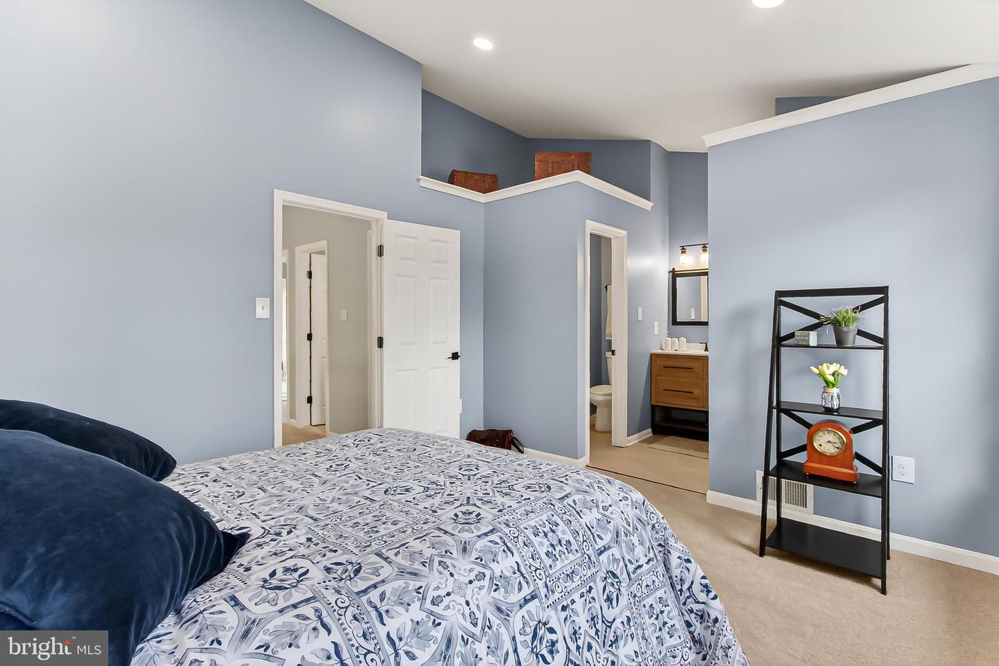 15761 WIDEWATER DR, DUMFRIES, Virginia 22025, 3 Bedrooms Bedrooms, 7 Rooms Rooms,3 BathroomsBathrooms,Residential,For sale,15761 WIDEWATER DR,VAPW2112886 MLS # VAPW2112886