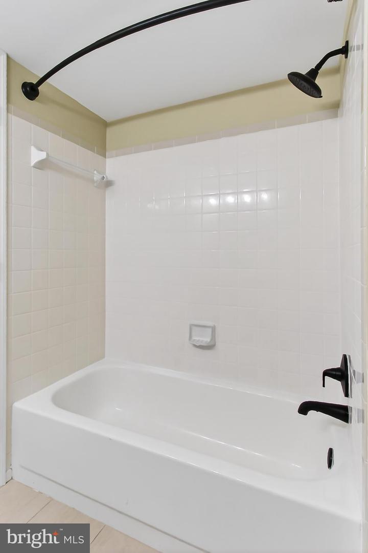 15761 WIDEWATER DR, DUMFRIES, Virginia 22025, 3 Bedrooms Bedrooms, 7 Rooms Rooms,3 BathroomsBathrooms,Residential,For sale,15761 WIDEWATER DR,VAPW2112886 MLS # VAPW2112886