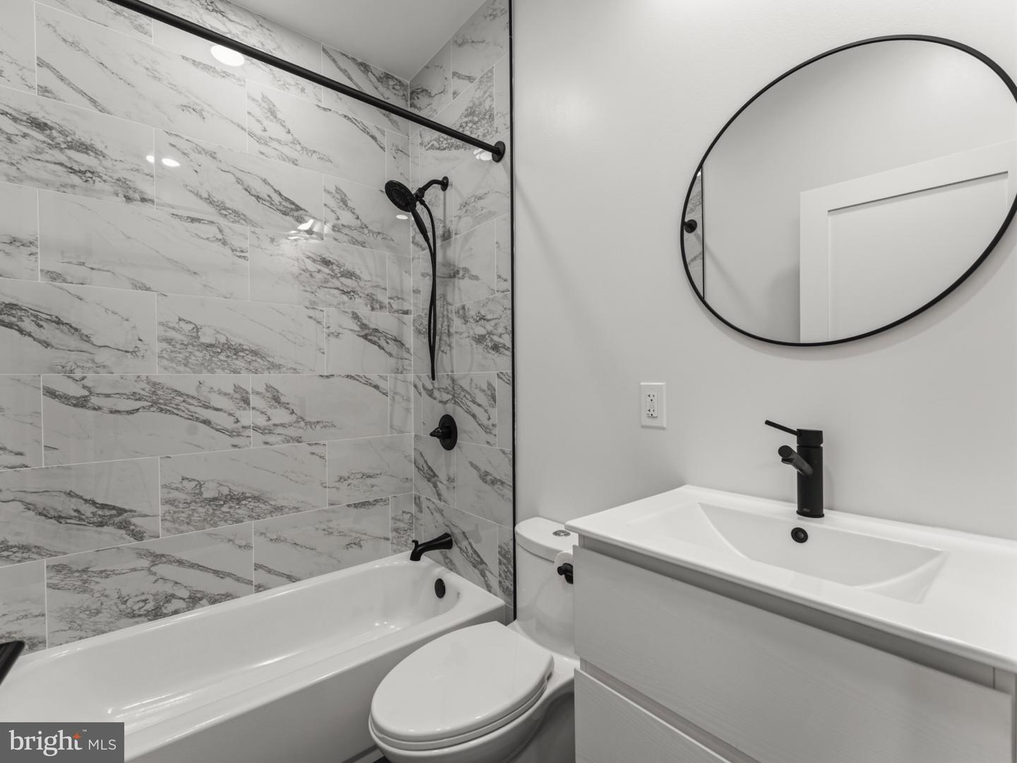 4320 7TH ST NW #1, WASHINGTON, District Of Columbia 20011, 4 Bedrooms Bedrooms, 8 Rooms Rooms,4 BathroomsBathrooms,Residential,For sale,4320 7TH ST NW #1,DCDC2246998 MLS # DCDC2246998