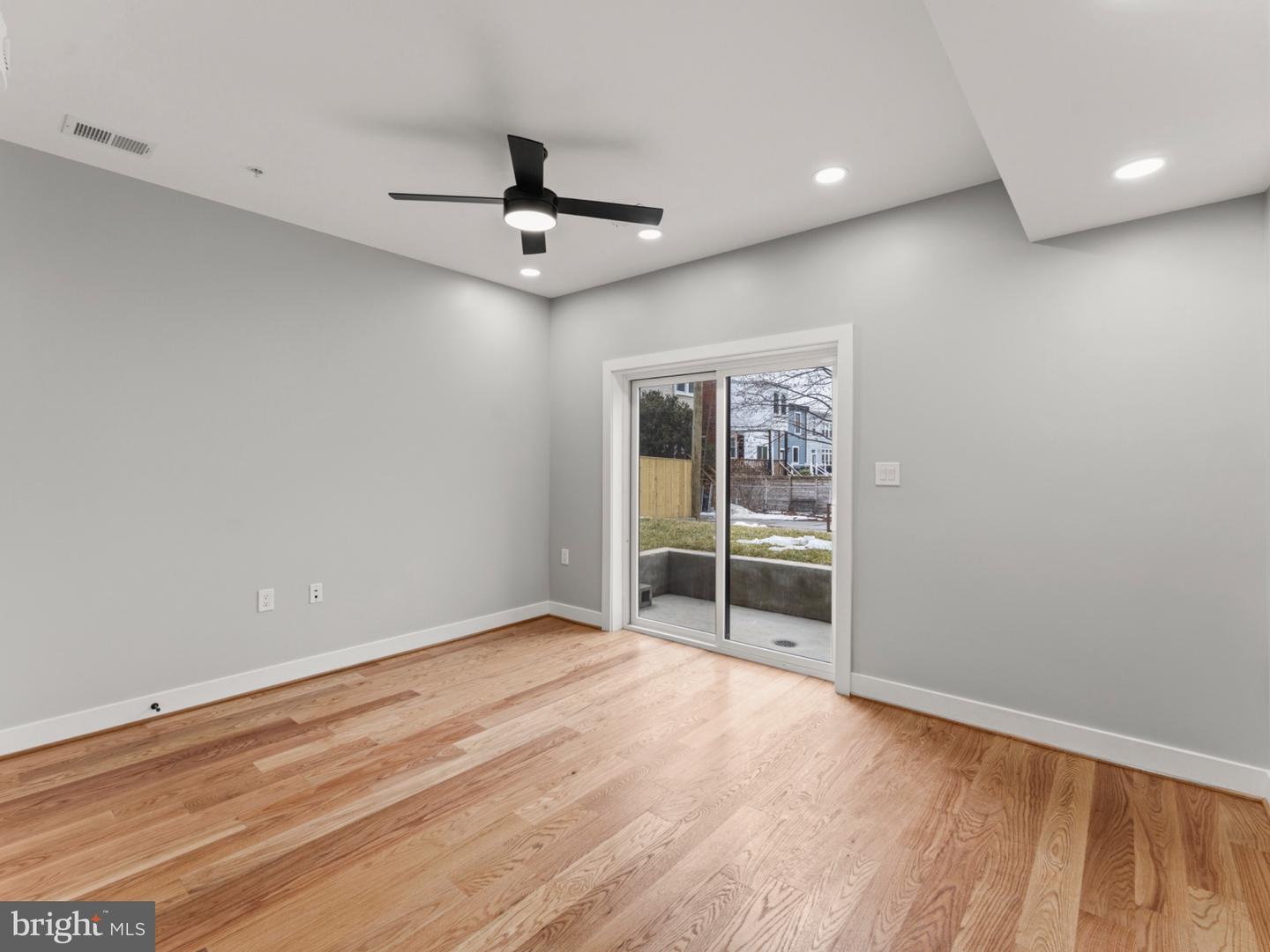 4320 7TH ST NW #1, WASHINGTON, District Of Columbia 20011, 4 Bedrooms Bedrooms, 8 Rooms Rooms,4 BathroomsBathrooms,Residential,For sale,4320 7TH ST NW #1,DCDC2246998 MLS # DCDC2246998