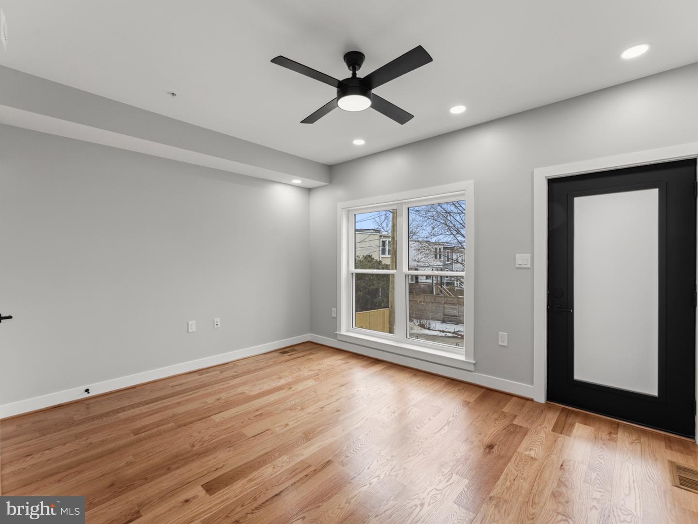 4320 7TH ST NW #1, WASHINGTON, District Of Columbia 20011, 4 Bedrooms Bedrooms, 8 Rooms Rooms,4 BathroomsBathrooms,Residential,For sale,4320 7TH ST NW #1,DCDC2246998 MLS # DCDC2246998