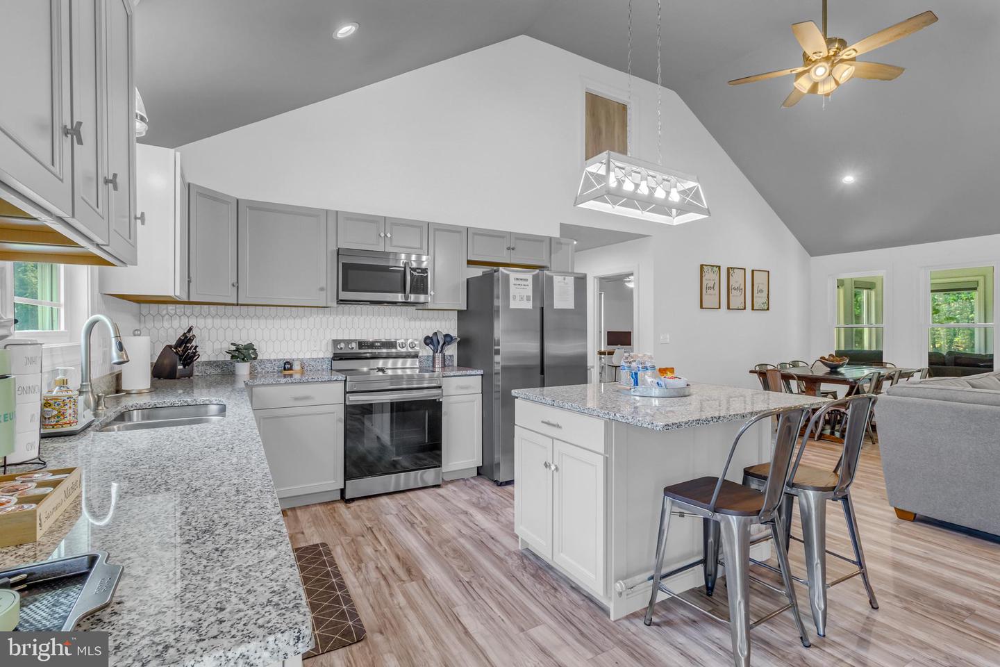 408 SMITH POINT RD, REEDVILLE, Virginia 22539, 3 Bedrooms Bedrooms, 5 Rooms Rooms,2 BathroomsBathrooms,Residential,For sale,408 SMITH POINT RD,VANV2001894 MLS # VANV2001894