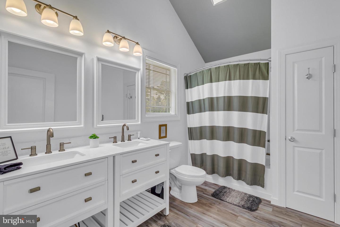 408 SMITH POINT RD, REEDVILLE, Virginia 22539, 3 Bedrooms Bedrooms, 5 Rooms Rooms,2 BathroomsBathrooms,Residential,For sale,408 SMITH POINT RD,VANV2001894 MLS # VANV2001894