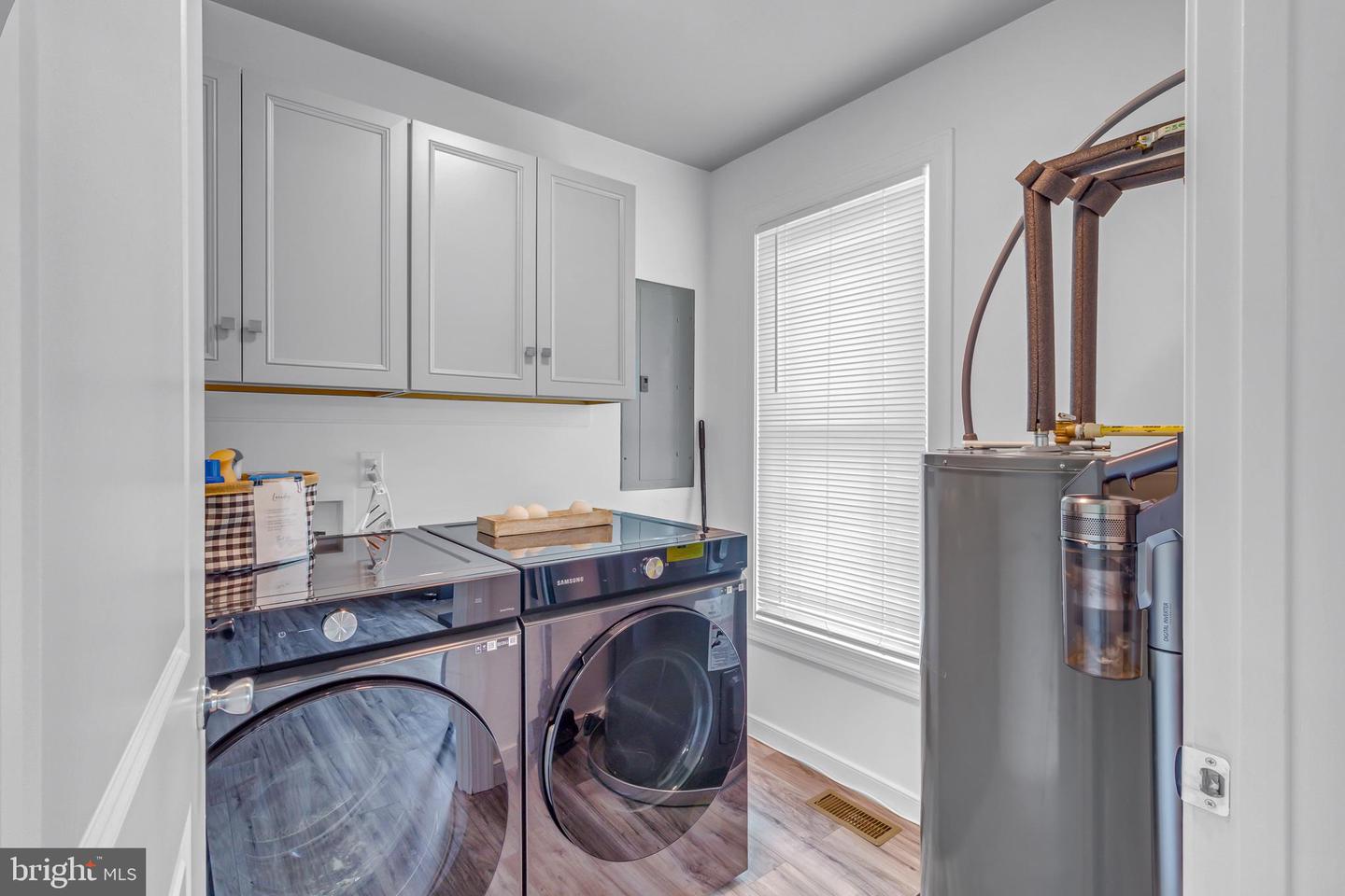 408 SMITH POINT RD, REEDVILLE, Virginia 22539, 3 Bedrooms Bedrooms, 5 Rooms Rooms,2 BathroomsBathrooms,Residential,For sale,408 SMITH POINT RD,VANV2001894 MLS # VANV2001894