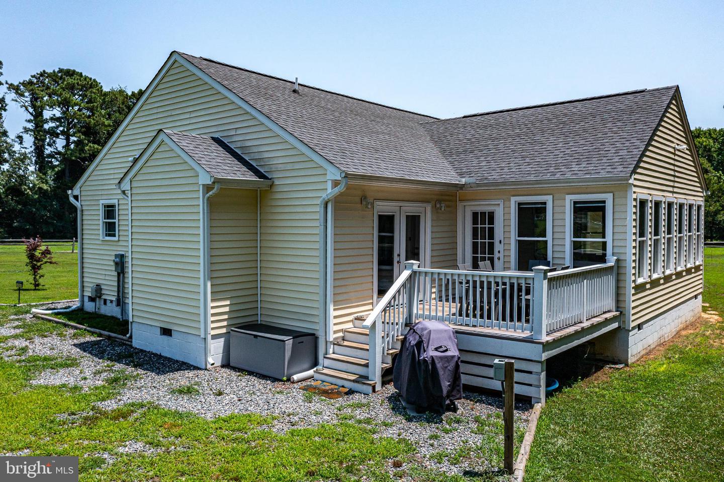 408 SMITH POINT RD, REEDVILLE, Virginia 22539, 3 Bedrooms Bedrooms, 5 Rooms Rooms,2 BathroomsBathrooms,Residential,For sale,408 SMITH POINT RD,VANV2001894 MLS # VANV2001894