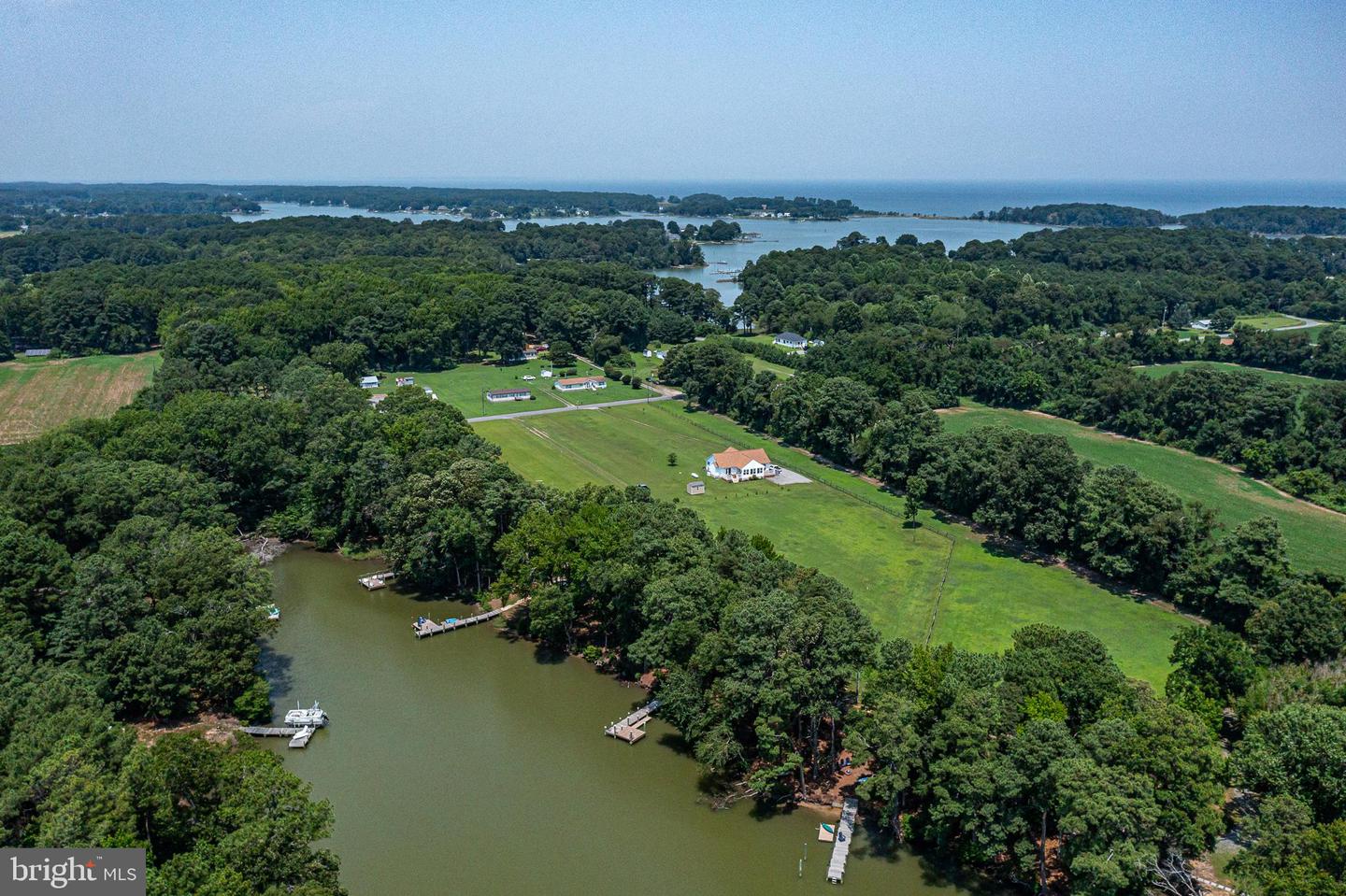 408 SMITH POINT RD, REEDVILLE, Virginia 22539, 3 Bedrooms Bedrooms, 5 Rooms Rooms,2 BathroomsBathrooms,Residential,For sale,408 SMITH POINT RD,VANV2001894 MLS # VANV2001894