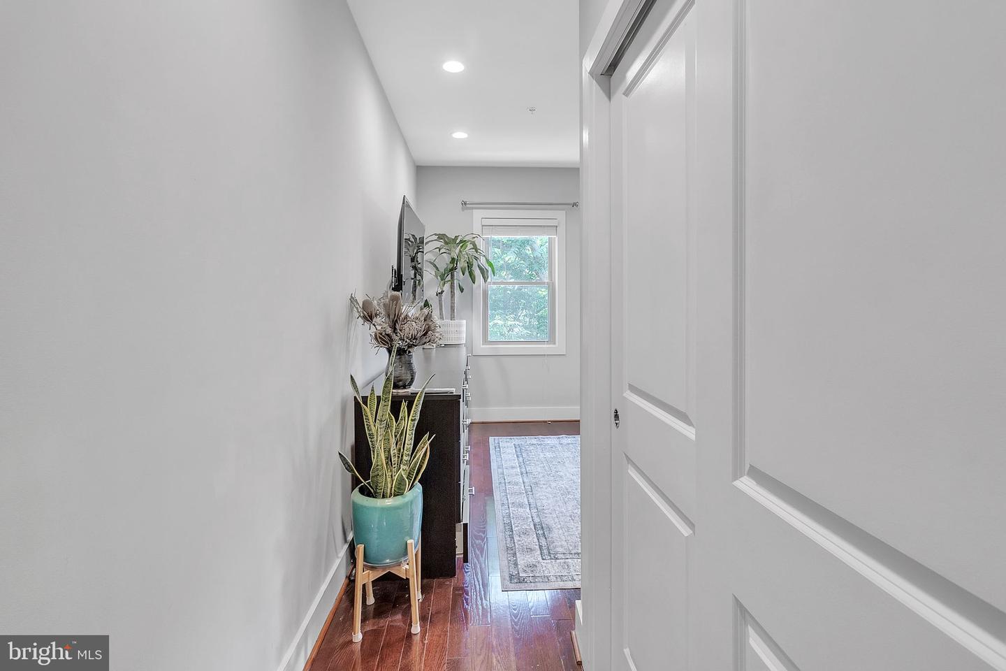 2505 17TH ST NW #3, WASHINGTON, District Of Columbia 20009, 2 Bedrooms Bedrooms, ,2 BathroomsBathrooms,Residential,For sale,2505 17TH ST NW #3,DCDC2247006 MLS # DCDC2247006