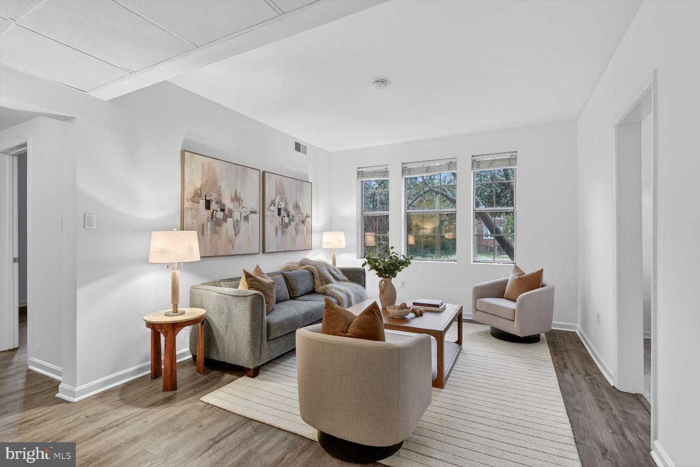 1719 N TROY ST #395, ARLINGTON, Virginia 22201, 2 Bedrooms Bedrooms, 5 Rooms Rooms,1 BathroomBathrooms,Residential,For sale,1719 N TROY ST #395,VAAR2069102 MLS # VAAR2069102