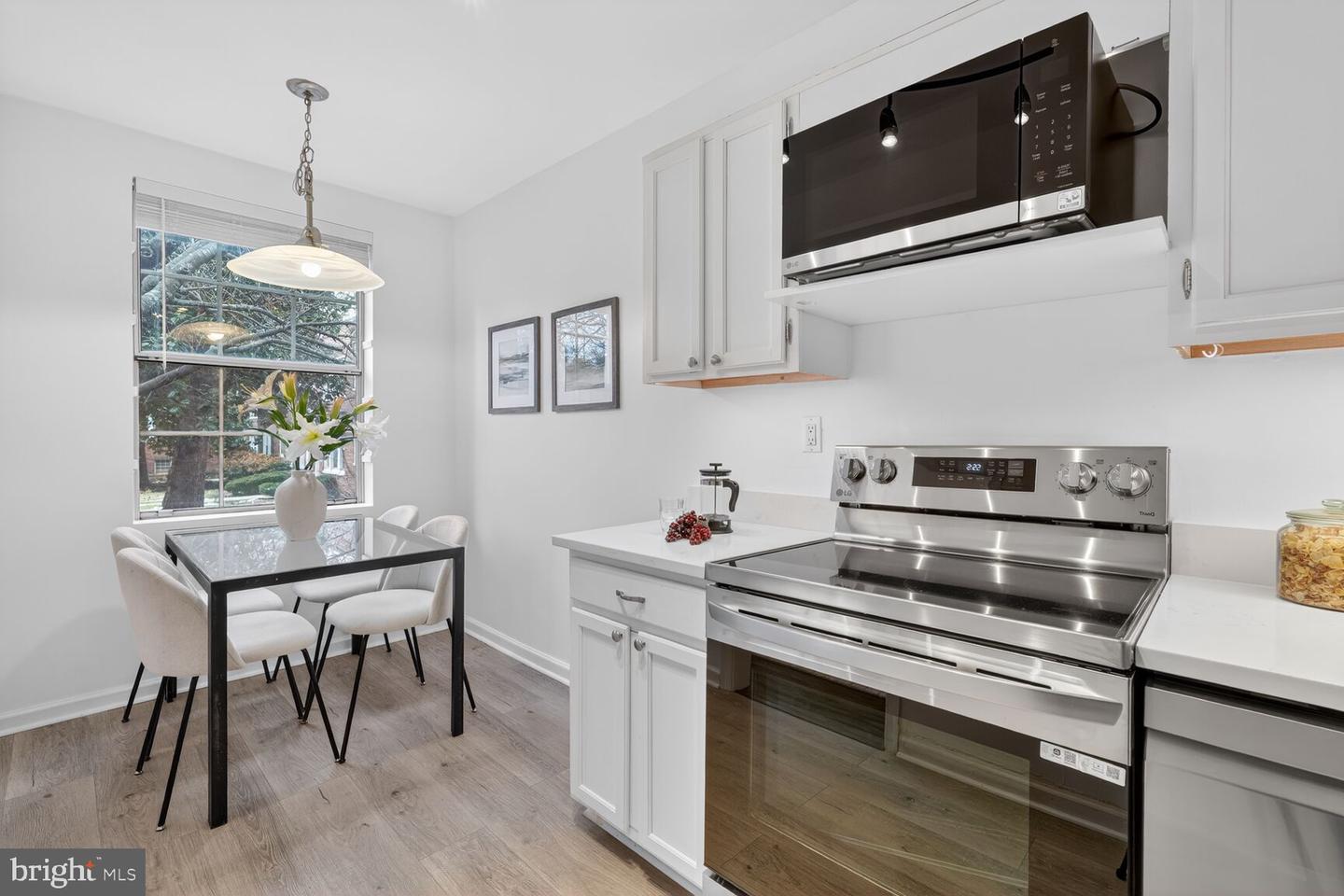 1719 N TROY ST #395, ARLINGTON, Virginia 22201, 2 Bedrooms Bedrooms, 5 Rooms Rooms,1 BathroomBathrooms,Residential,For sale,1719 N TROY ST #395,VAAR2069102 MLS # VAAR2069102