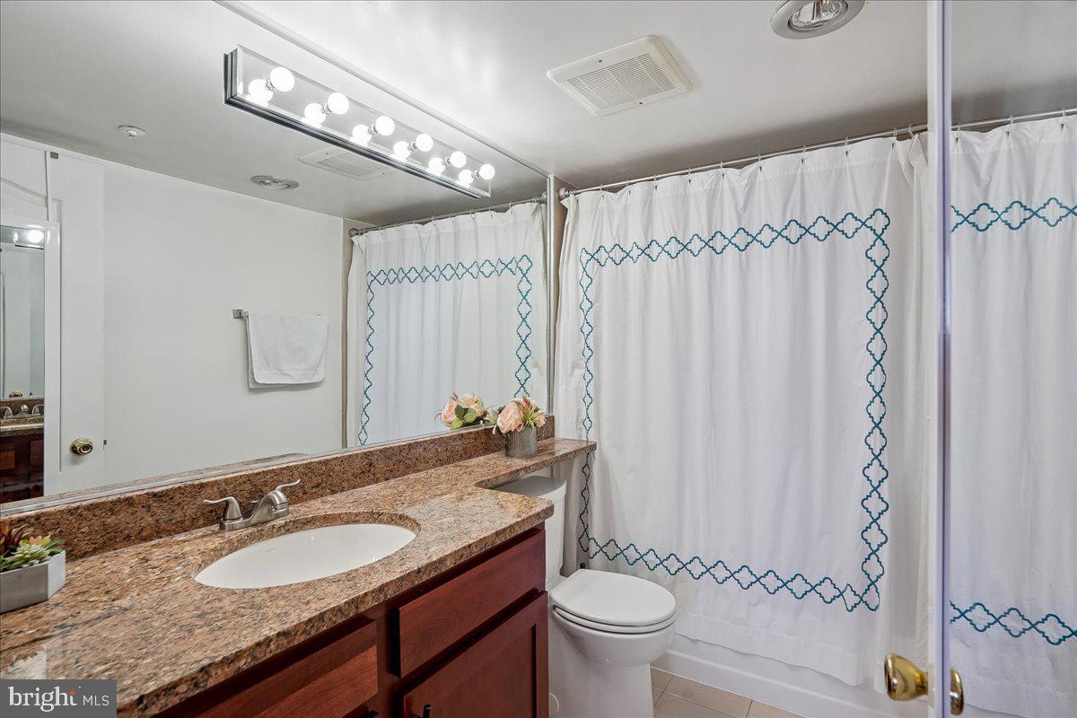 2230 GEORGE C MARSHALL DR #904, FALLS CHURCH, Virginia 22043, 2 Bedrooms Bedrooms, ,2 BathroomsBathrooms,Residential,For sale,2230 GEORGE C MARSHALL DR #904,VAFX2291972 MLS # VAFX2291972