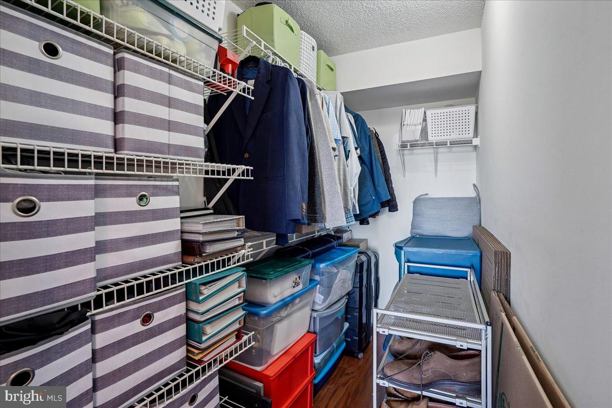 2230 GEORGE C MARSHALL DR #904, FALLS CHURCH, Virginia 22043, 2 Bedrooms Bedrooms, ,2 BathroomsBathrooms,Residential,For sale,2230 GEORGE C MARSHALL DR #904,VAFX2291972 MLS # VAFX2291972