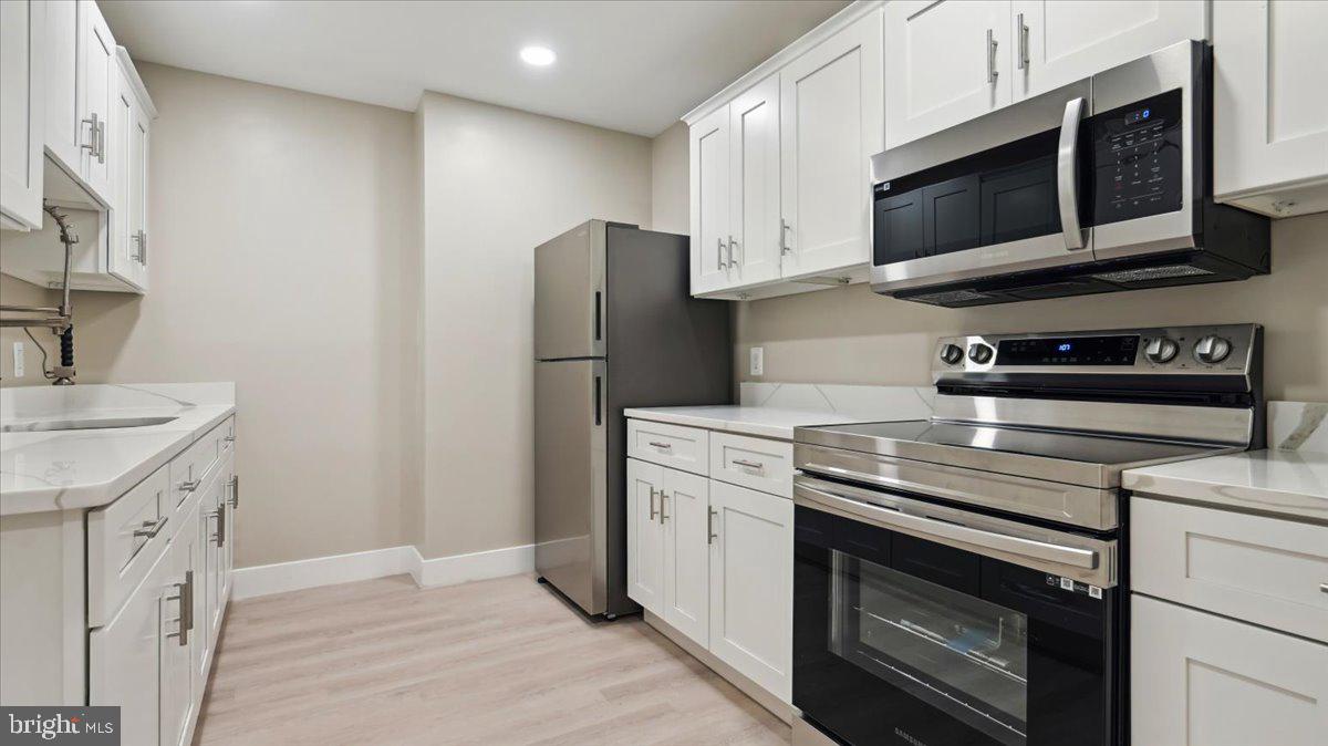 2230 GEORGE C MARSHALL DR #904, FALLS CHURCH, Virginia 22043, 2 Bedrooms Bedrooms, ,2 BathroomsBathrooms,Residential,For sale,2230 GEORGE C MARSHALL DR #904,VAFX2291972 MLS # VAFX2291972