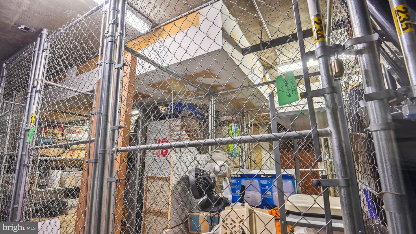 2230 GEORGE C MARSHALL DR #904, FALLS CHURCH, Virginia 22043, 2 Bedrooms Bedrooms, ,2 BathroomsBathrooms,Residential,For sale,2230 GEORGE C MARSHALL DR #904,VAFX2291972 MLS # VAFX2291972