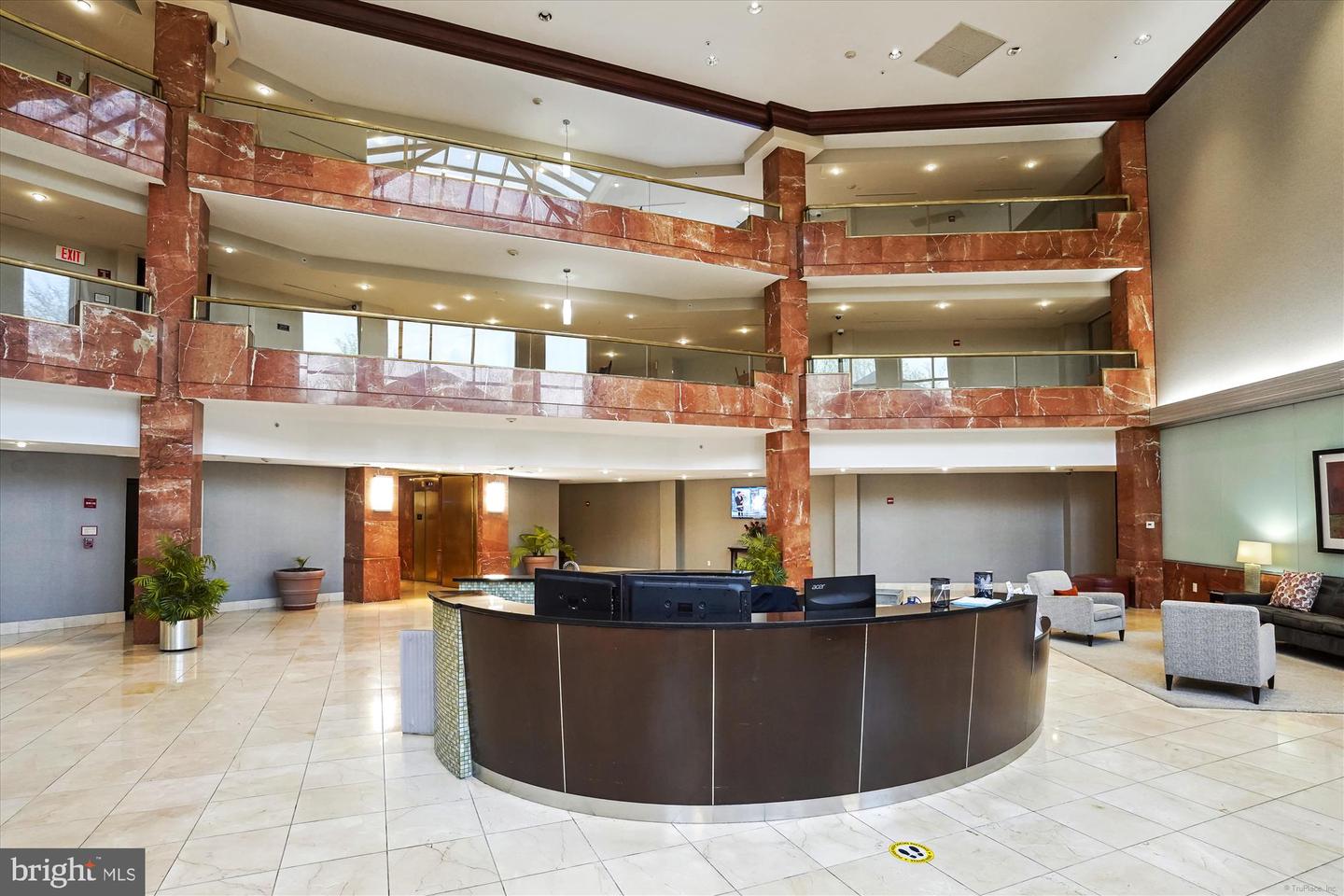 2230 GEORGE C MARSHALL DR #904, FALLS CHURCH, Virginia 22043, 2 Bedrooms Bedrooms, ,2 BathroomsBathrooms,Residential,For sale,2230 GEORGE C MARSHALL DR #904,VAFX2291972 MLS # VAFX2291972