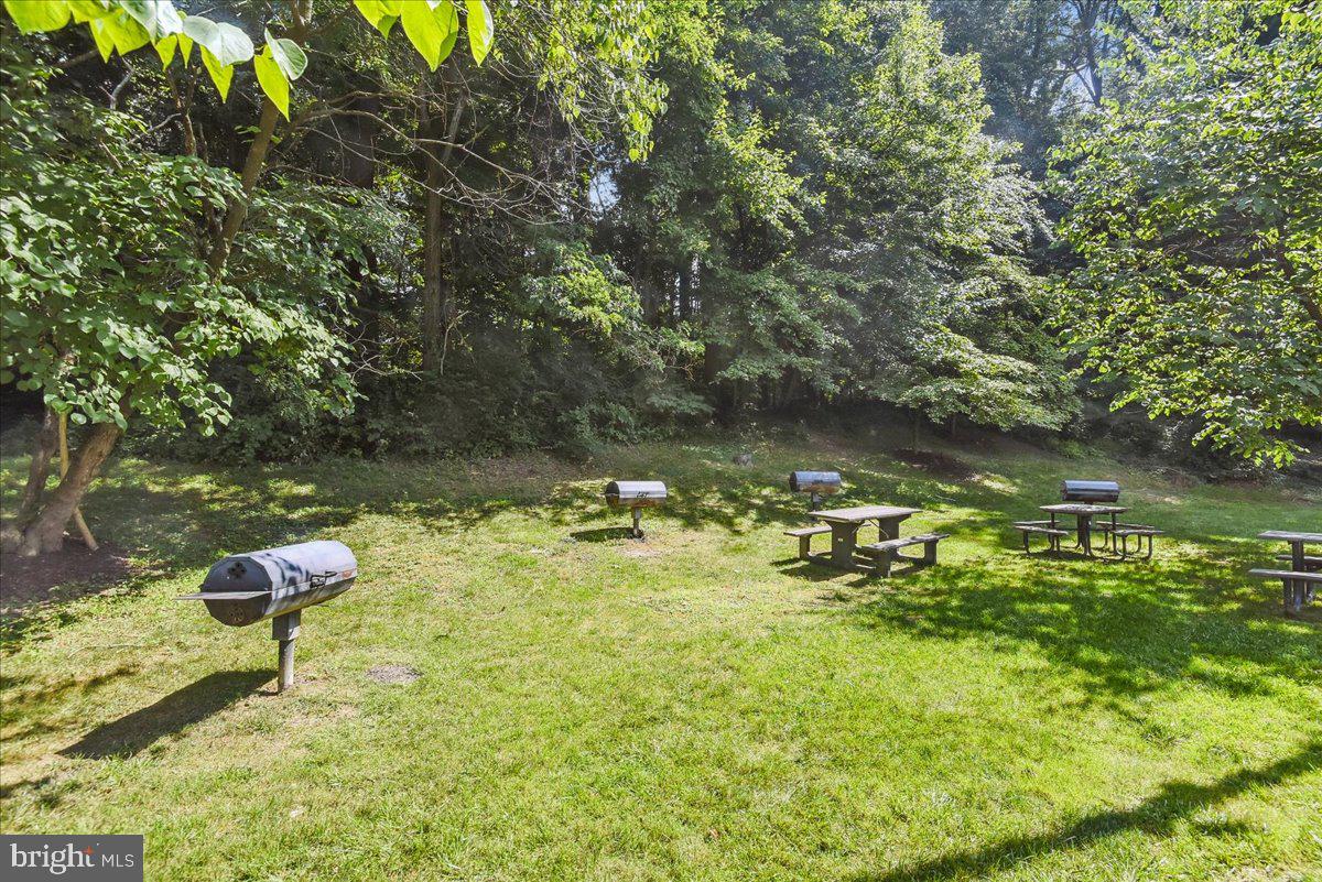 2230 GEORGE C MARSHALL DR #904, FALLS CHURCH, Virginia 22043, 2 Bedrooms Bedrooms, ,2 BathroomsBathrooms,Residential,For sale,2230 GEORGE C MARSHALL DR #904,VAFX2291972 MLS # VAFX2291972