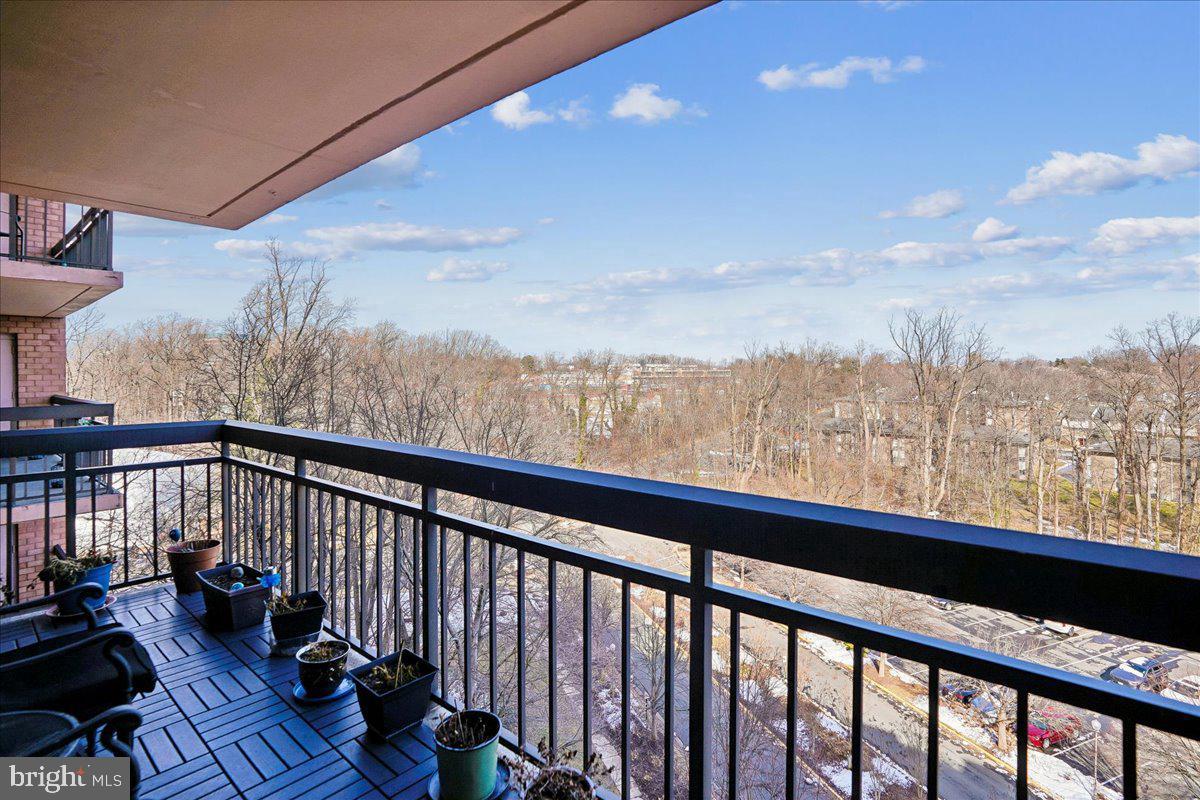 2230 GEORGE C MARSHALL DR #904, FALLS CHURCH, Virginia 22043, 2 Bedrooms Bedrooms, ,2 BathroomsBathrooms,Residential,For sale,2230 GEORGE C MARSHALL DR #904,VAFX2291972 MLS # VAFX2291972