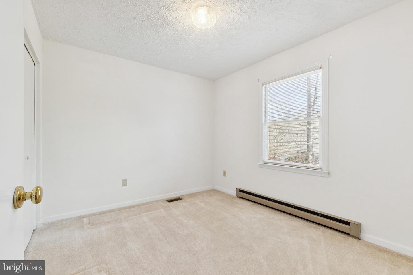 7830 LAKE DR, MANASSAS, Virginia 20111, 3 Bedrooms Bedrooms, ,2 BathroomsBathrooms,Residential,For sale,7830 LAKE DR,VAPW2112908 MLS # VAPW2112908