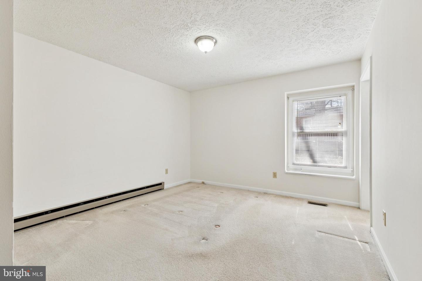 7830 LAKE DR, MANASSAS, Virginia 20111, 3 Bedrooms Bedrooms, ,2 BathroomsBathrooms,Residential,For sale,7830 LAKE DR,VAPW2112908 MLS # VAPW2112908