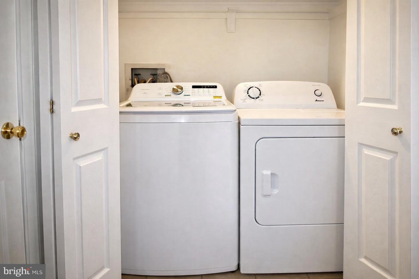 7334 TAVENNER LN #1A, ALEXANDRIA, Virginia 22306, 2 Bedrooms Bedrooms, ,2 BathroomsBathrooms,Residential,For sale,7334 TAVENNER LN #1A,VAFX2291982 MLS # VAFX2291982