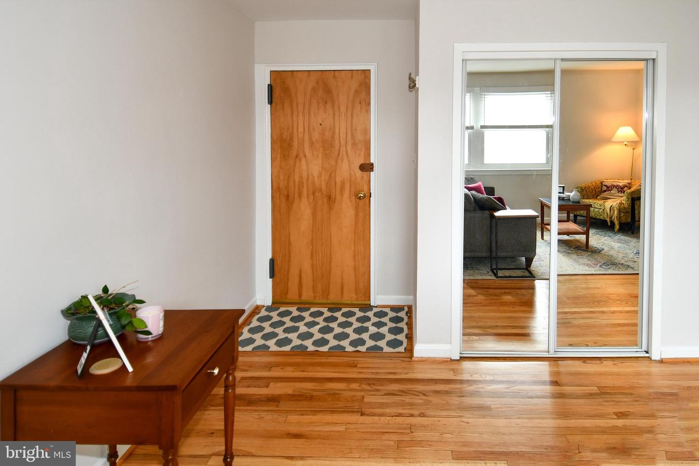 1627 MASSACHUSETTS AVE SE #302, WASHINGTON, District Of Columbia 20003, 1 Bedroom Bedrooms, ,1 BathroomBathrooms,Residential,For sale,1627 MASSACHUSETTS AVE SE #302,DCDC2247038 MLS # DCDC2247038